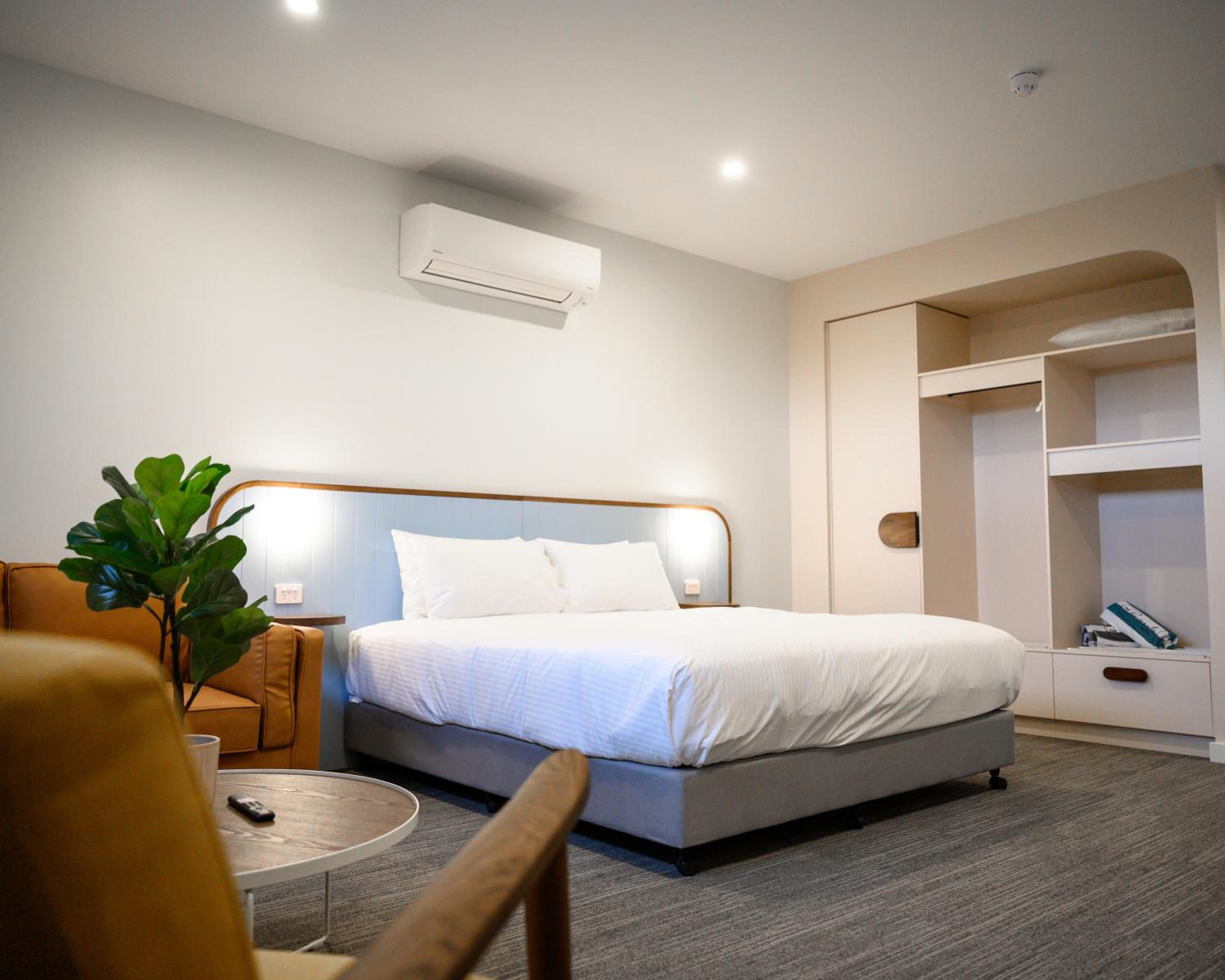 King Room - Disability Access photo 3
