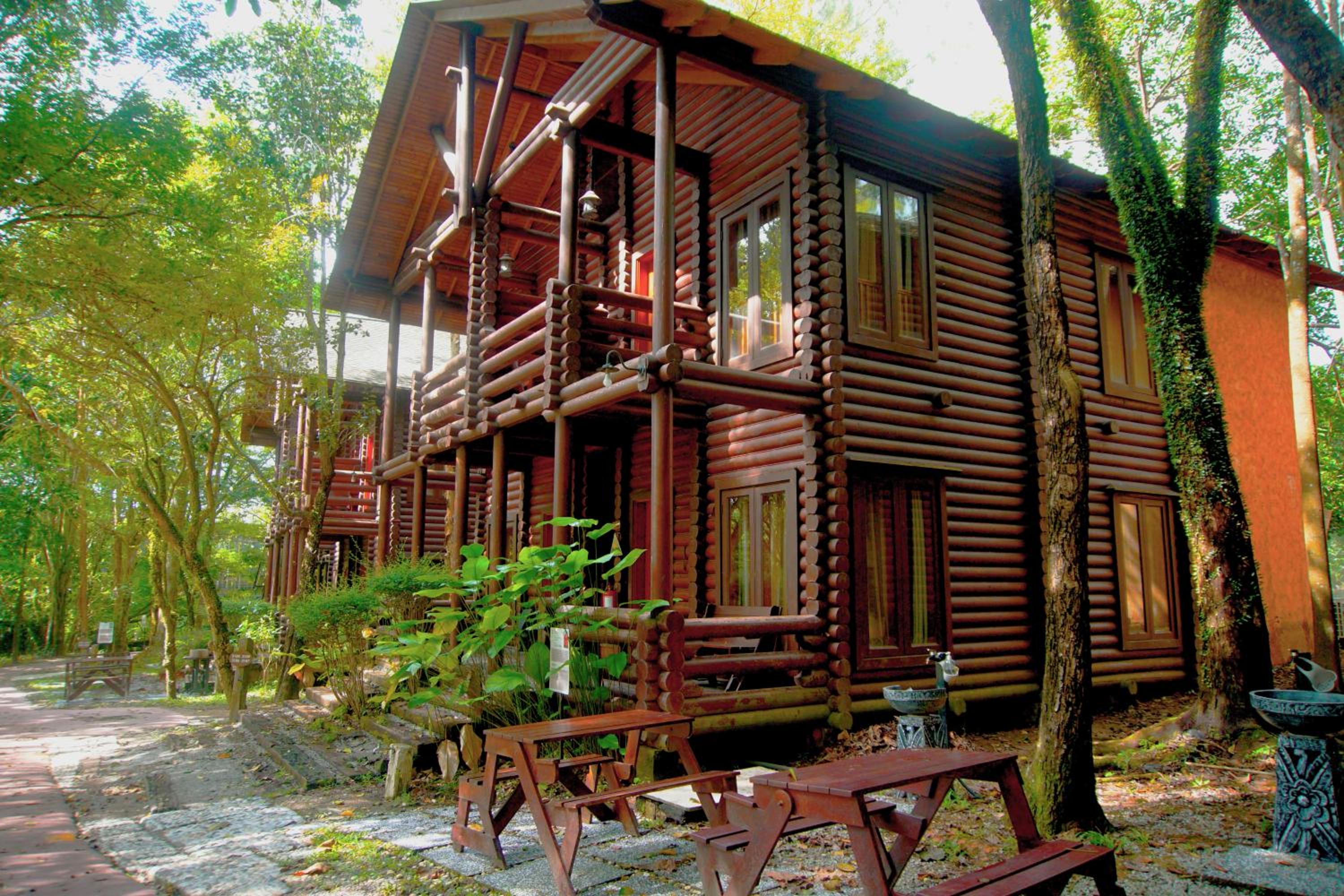 Three-Bedroom Villa Three-Bedroom Villa