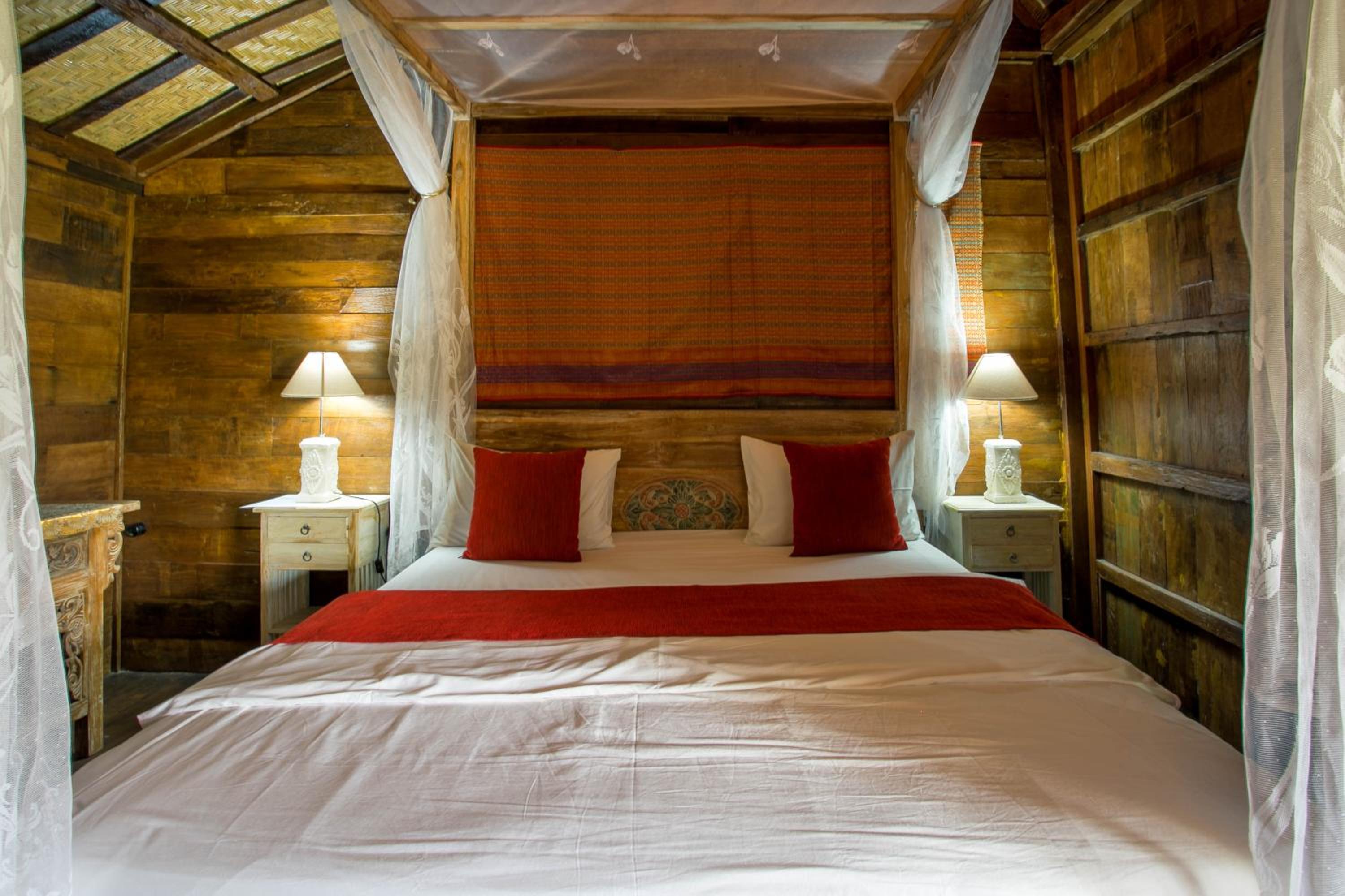 Standard Double Room - Photo 16