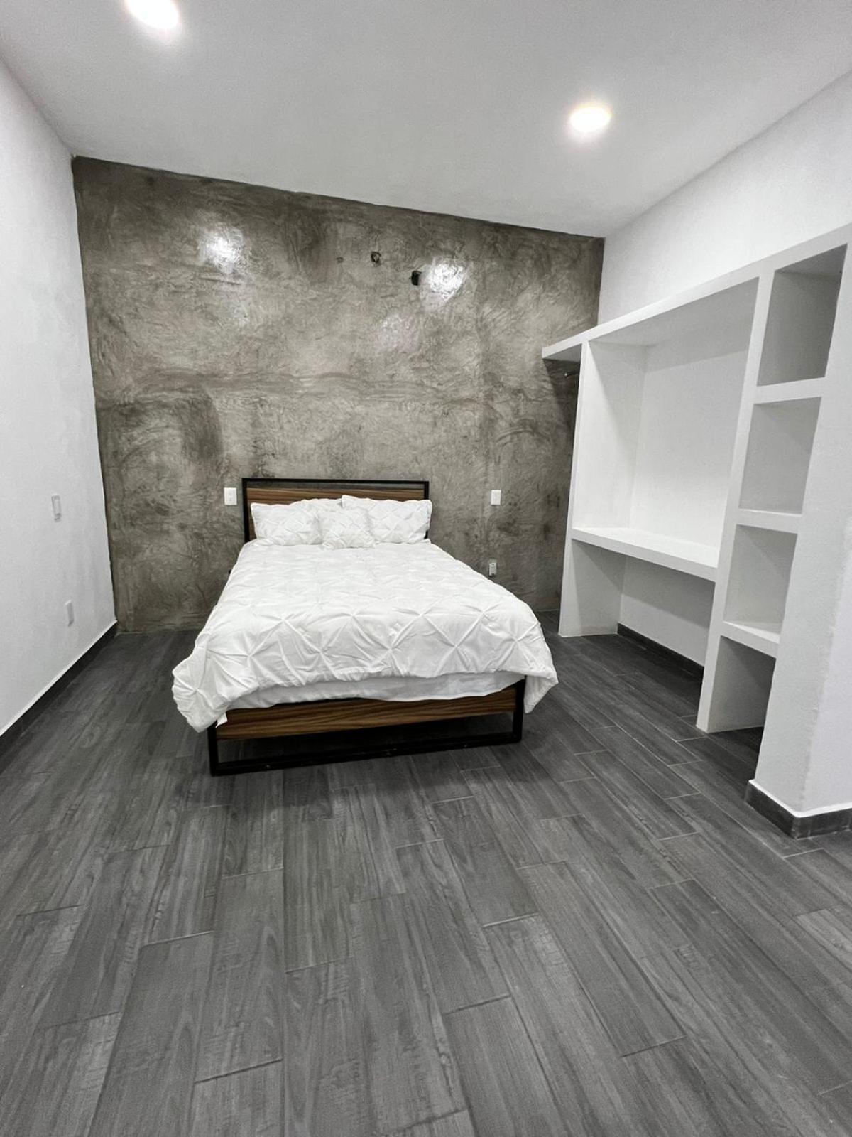 Four-Bedroom House photo 1