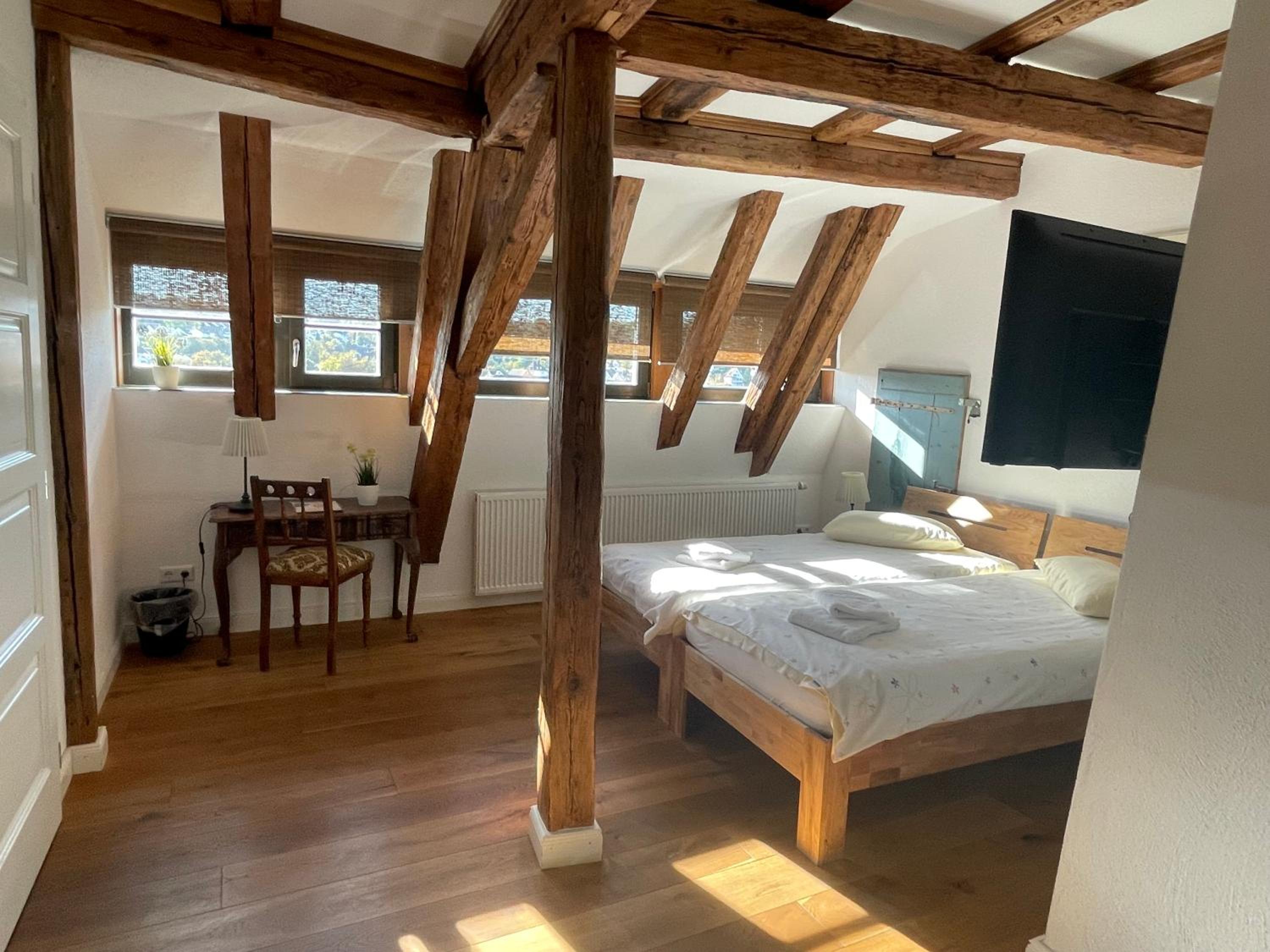 Deluxe Double Or Twin Room With River View photo 1