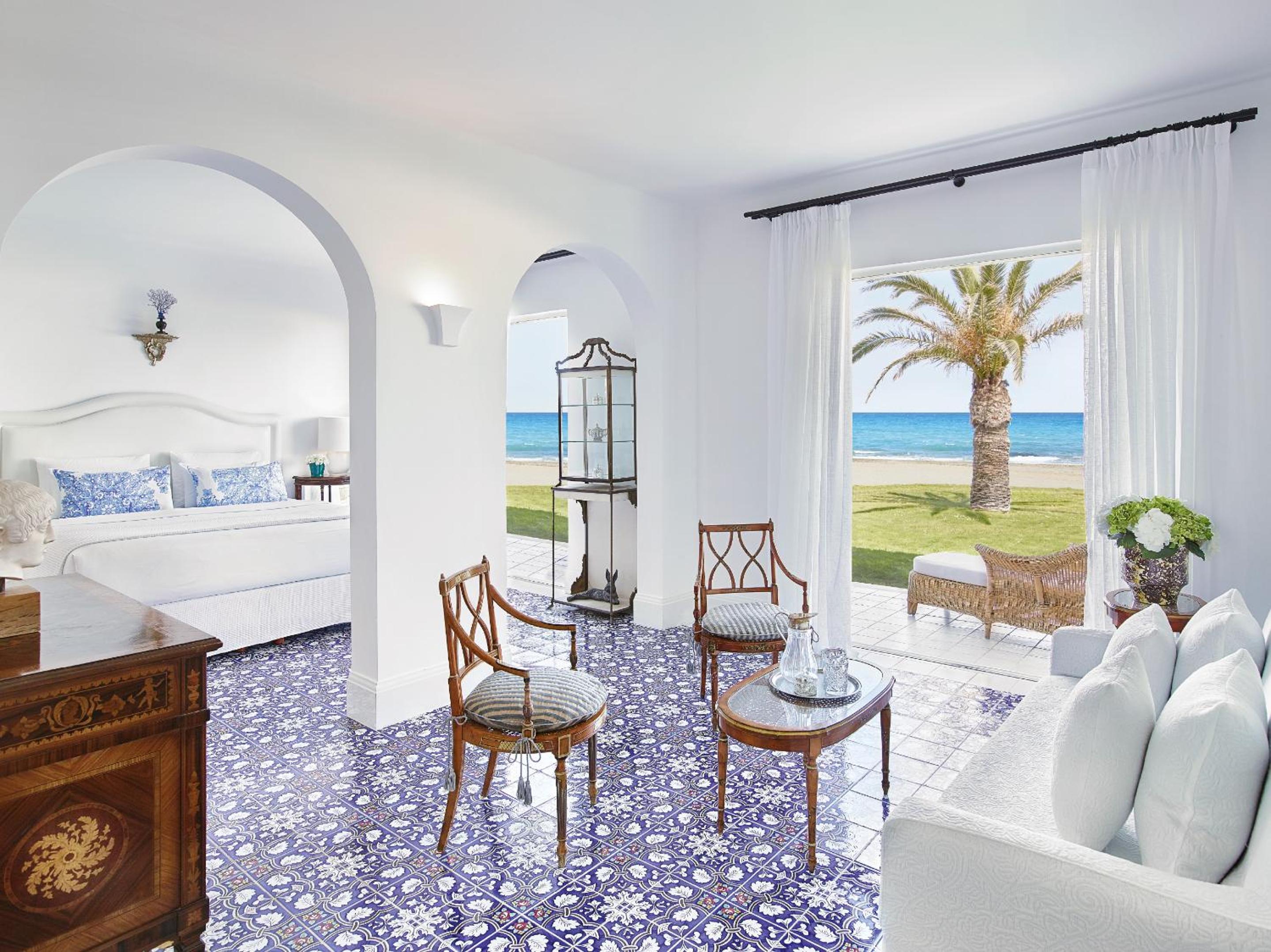 2-Bedroom Beach Villa Seafront photo 2