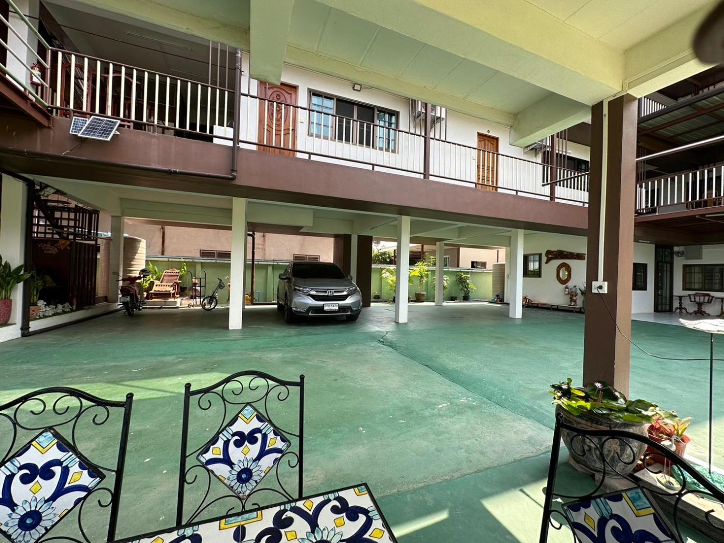 Twin Room with Terrace - Photo 20