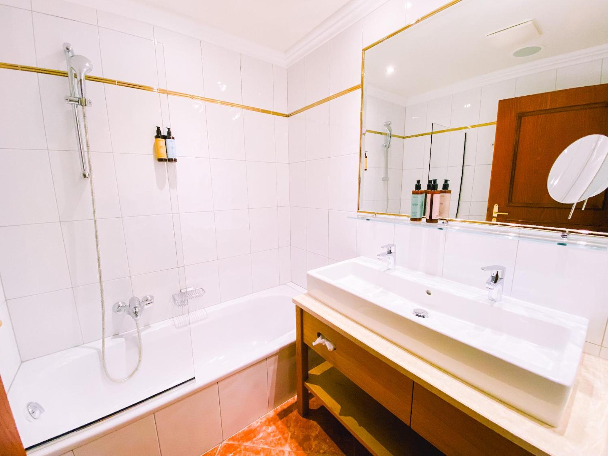 Deluxe Double Room photo 2