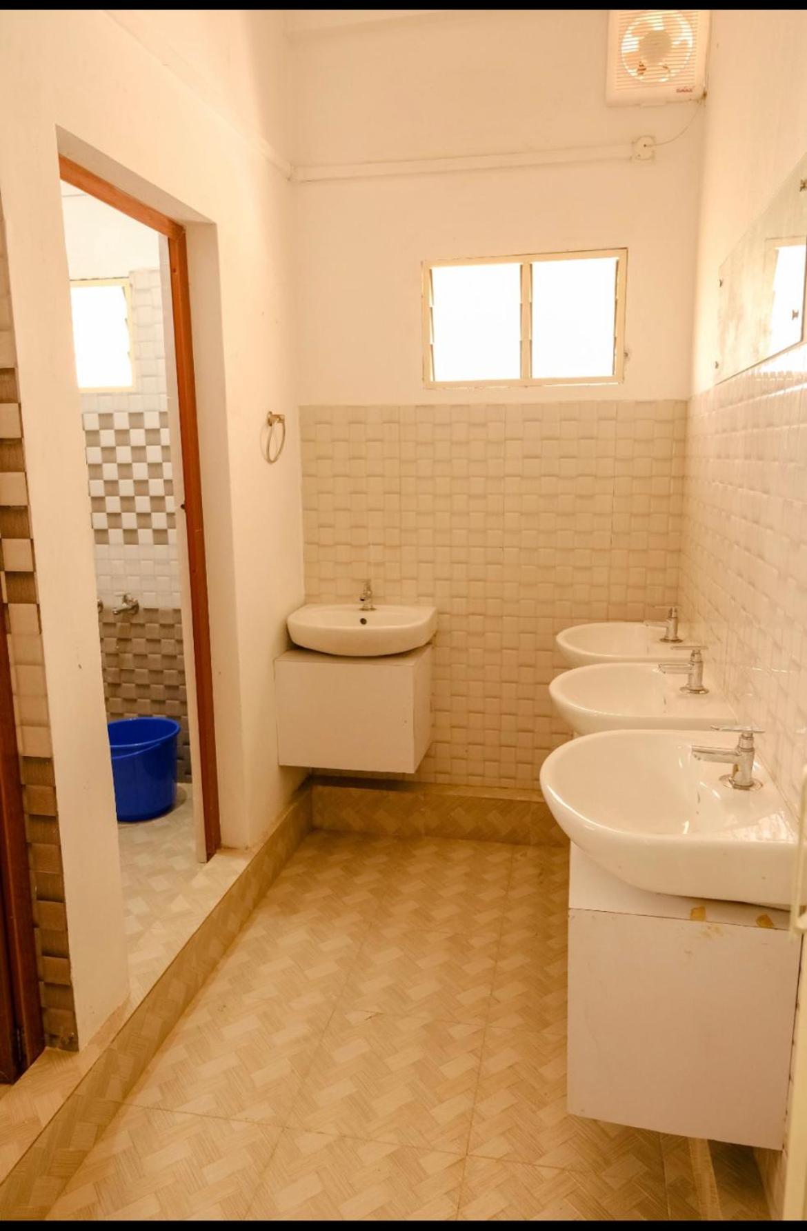 Mixed Dormitory Room photo 2