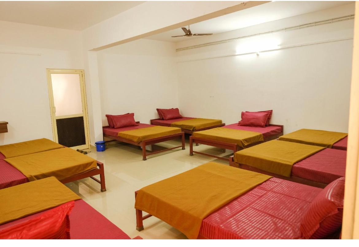Mixed Dormitory Room photo 1