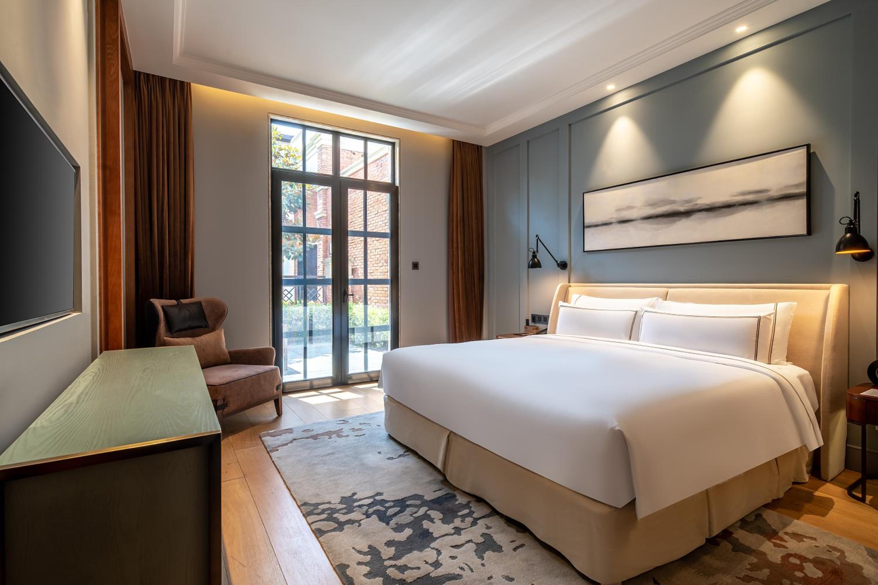 Suite with Terrace photo 2