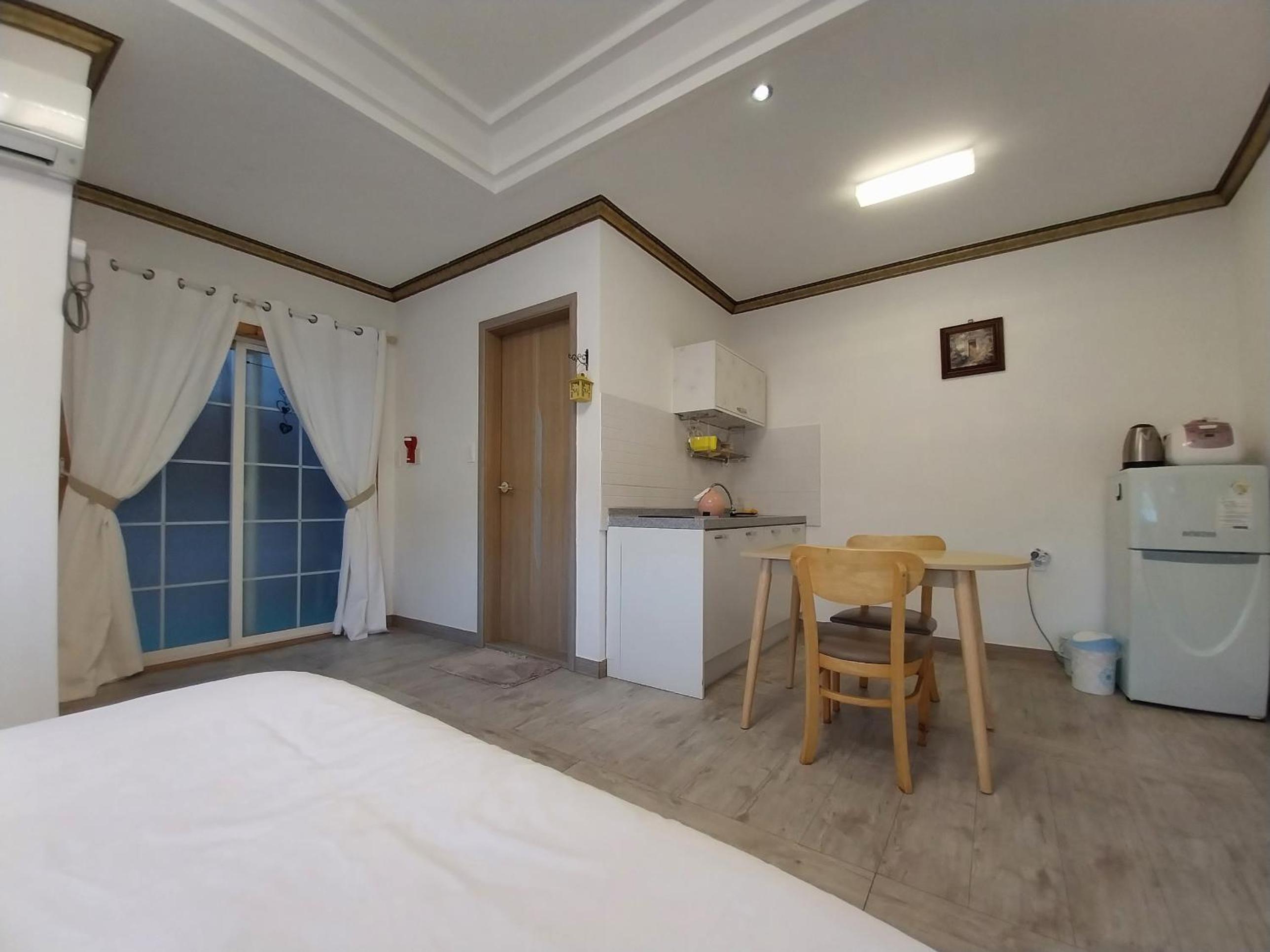 Double Room 103 photo 3