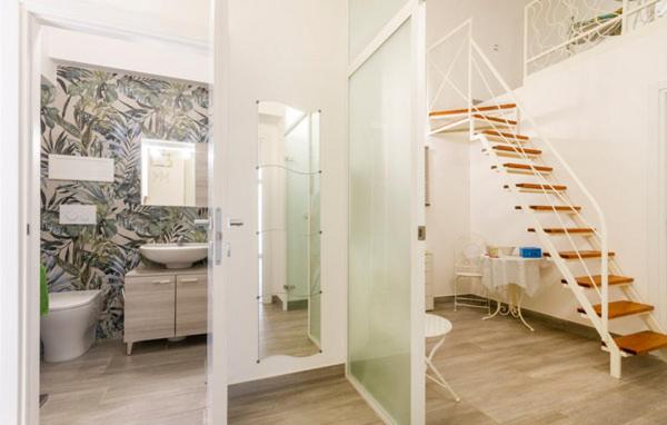 Apartment - Ground Floor photo 2