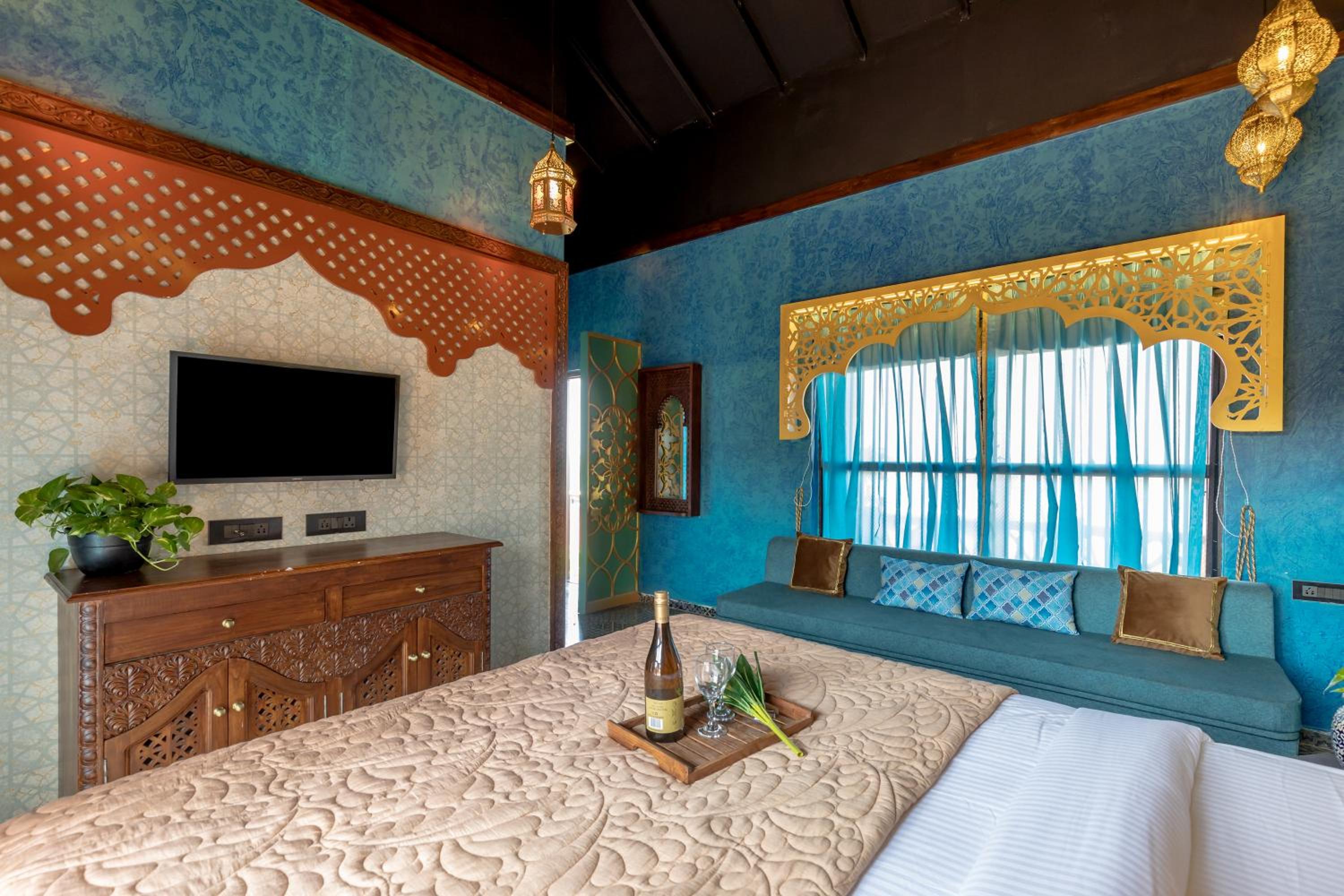 Deluxe Room - Photo 2