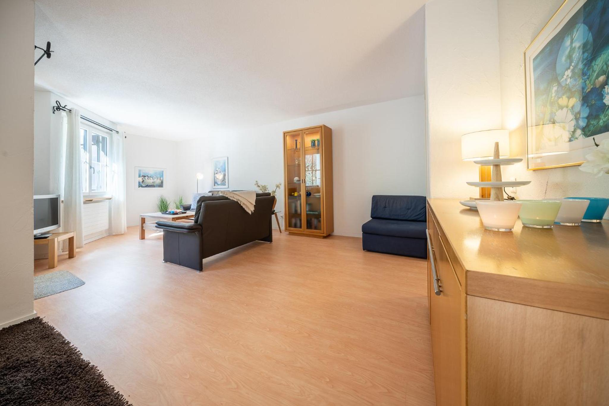 Apartment with Balcony photo 2