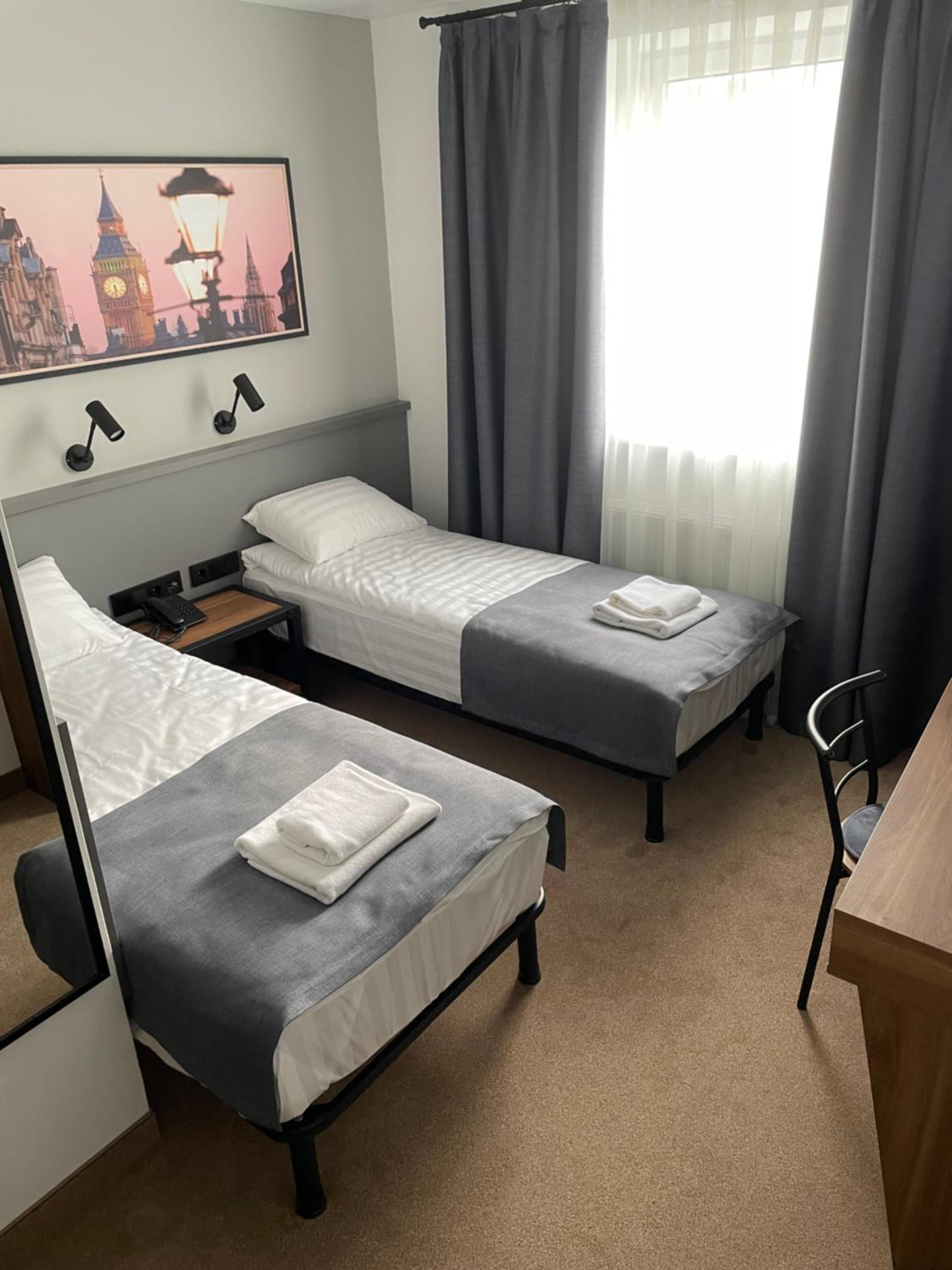 Twin Room photo 1
