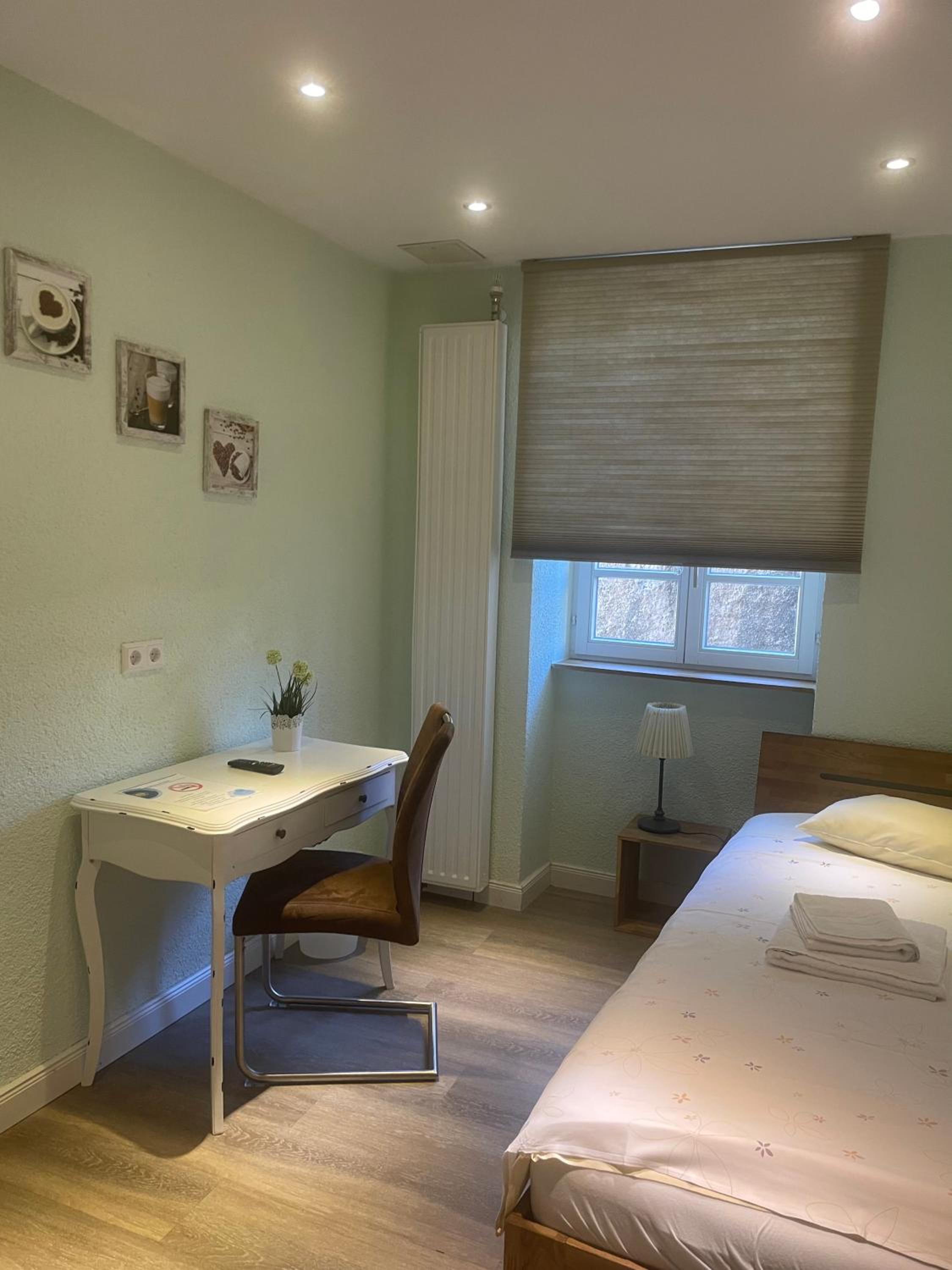 Single Room photo 1