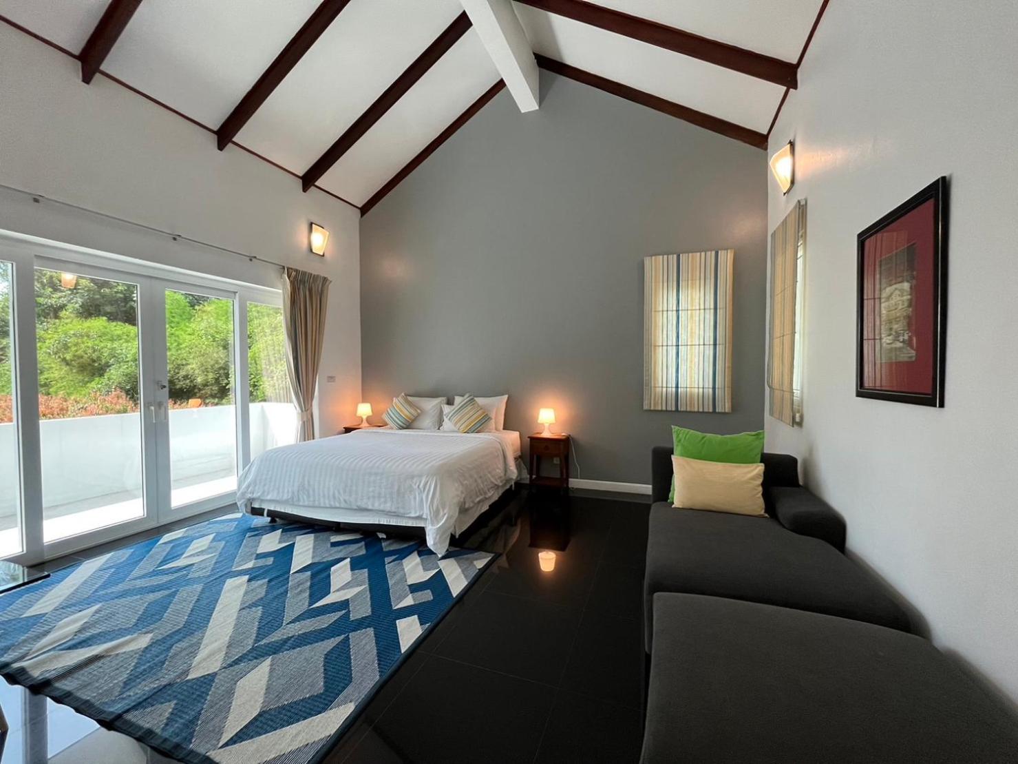 Four-Bedroom Villa - Photo 33