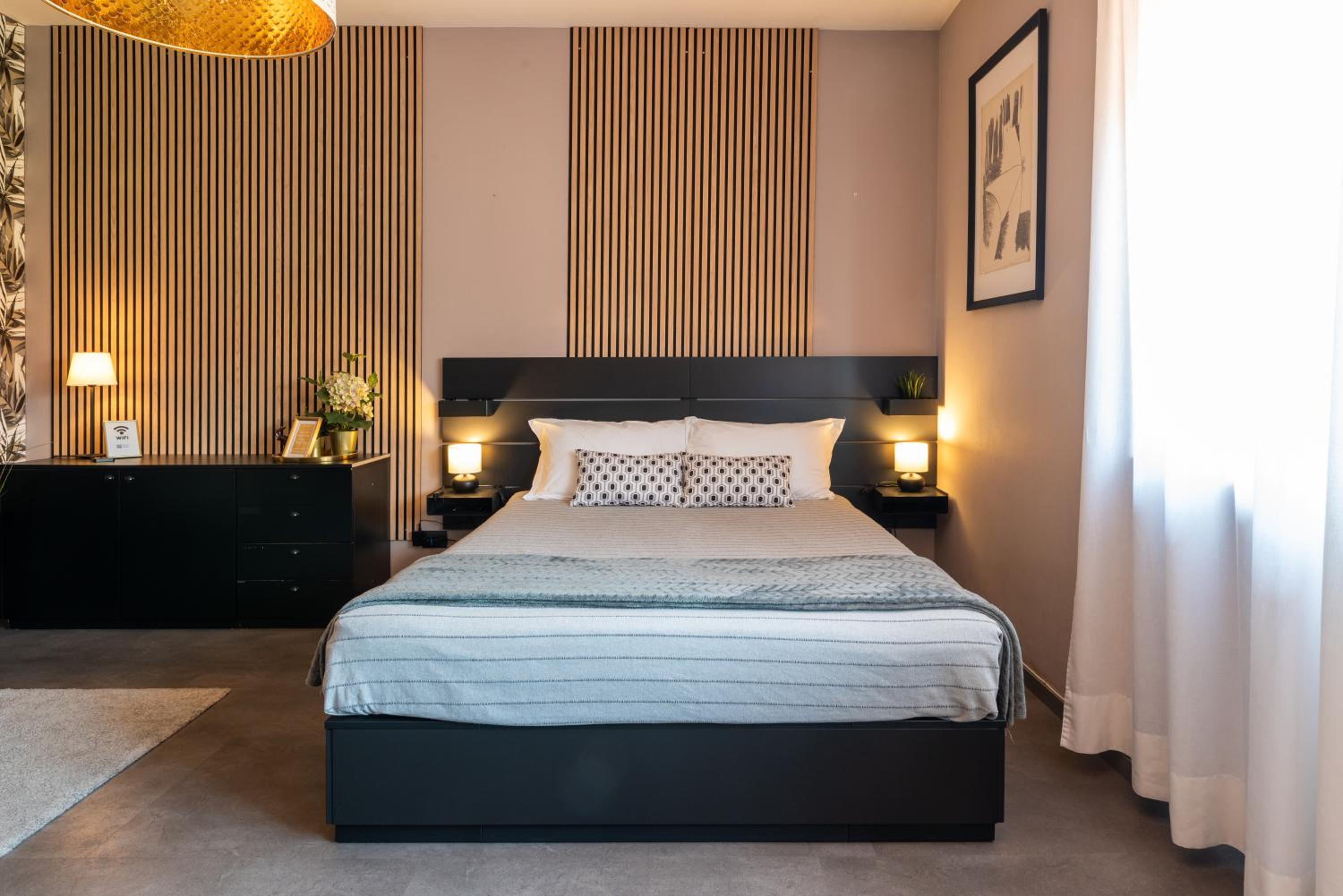 Double Room with Mountain View - Photo 2
