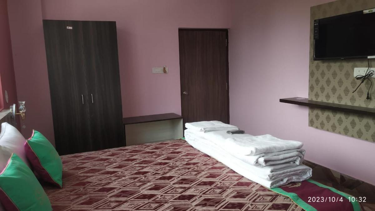 Deluxe Room - Photo 7