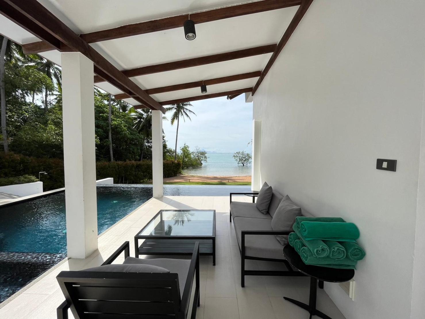 Four-Bedroom Villa - Photo 20