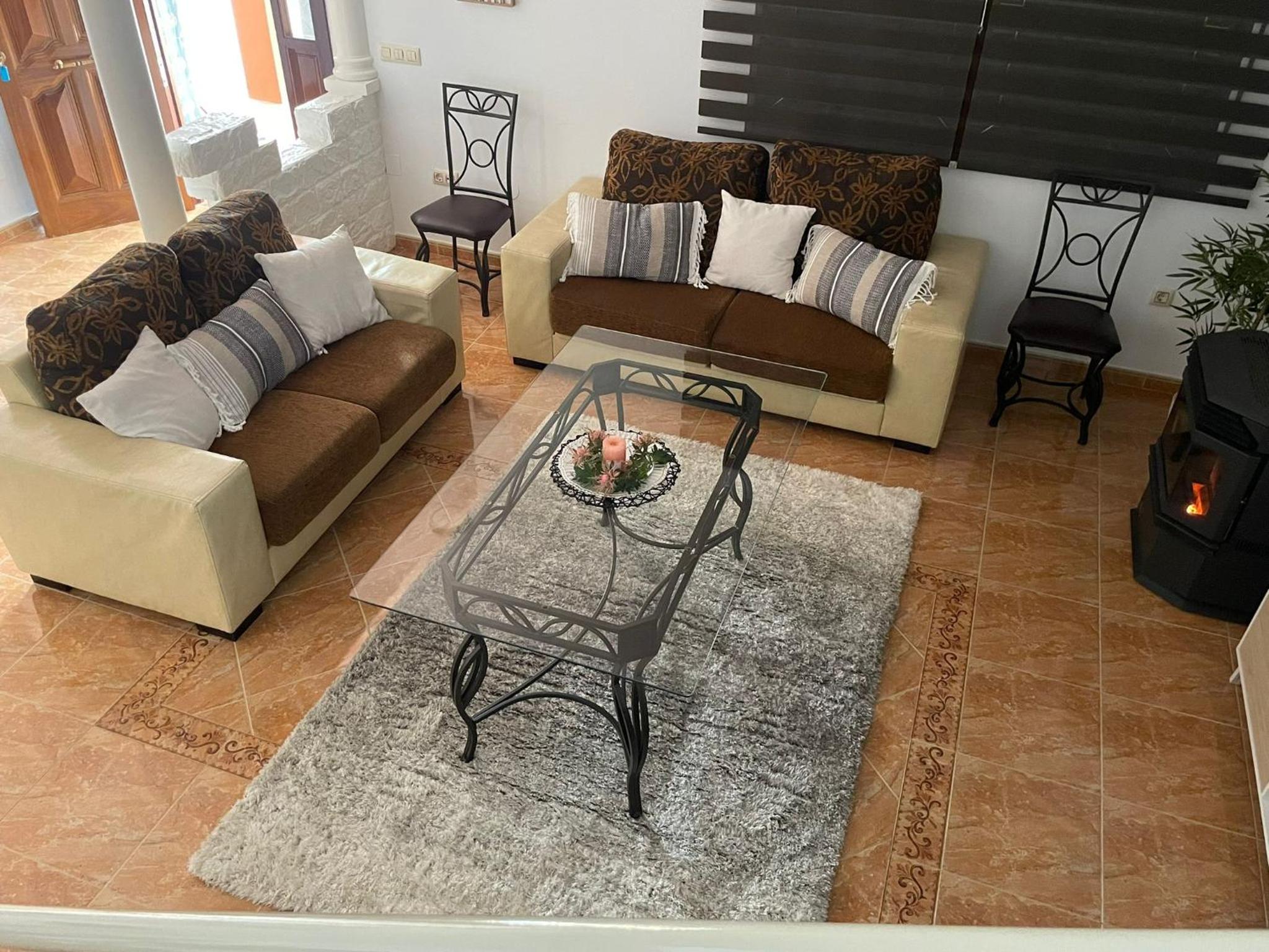 Four-Bedroom House photo 2