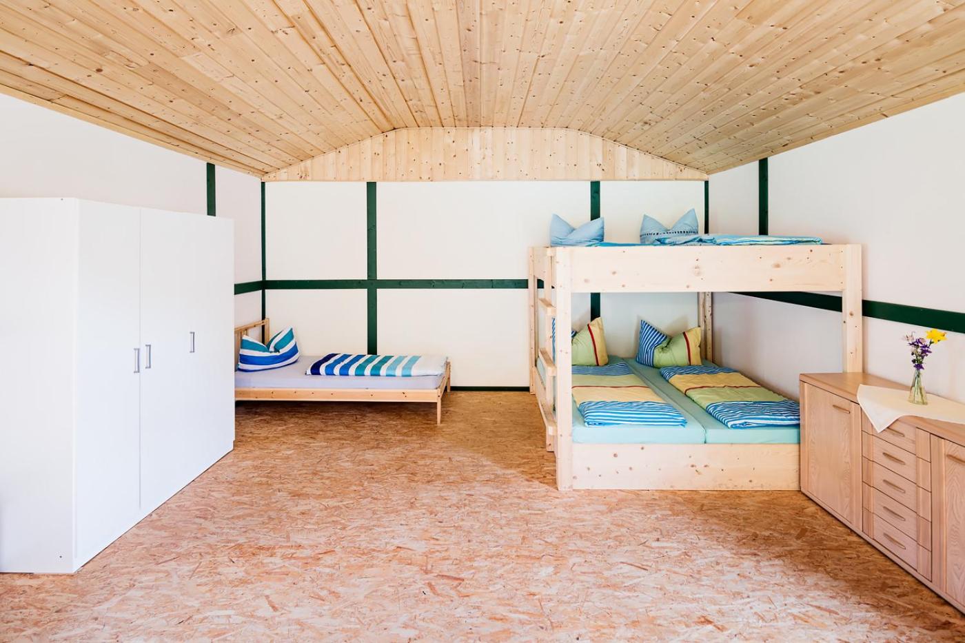 One-Bedroom Bungalow photo 3