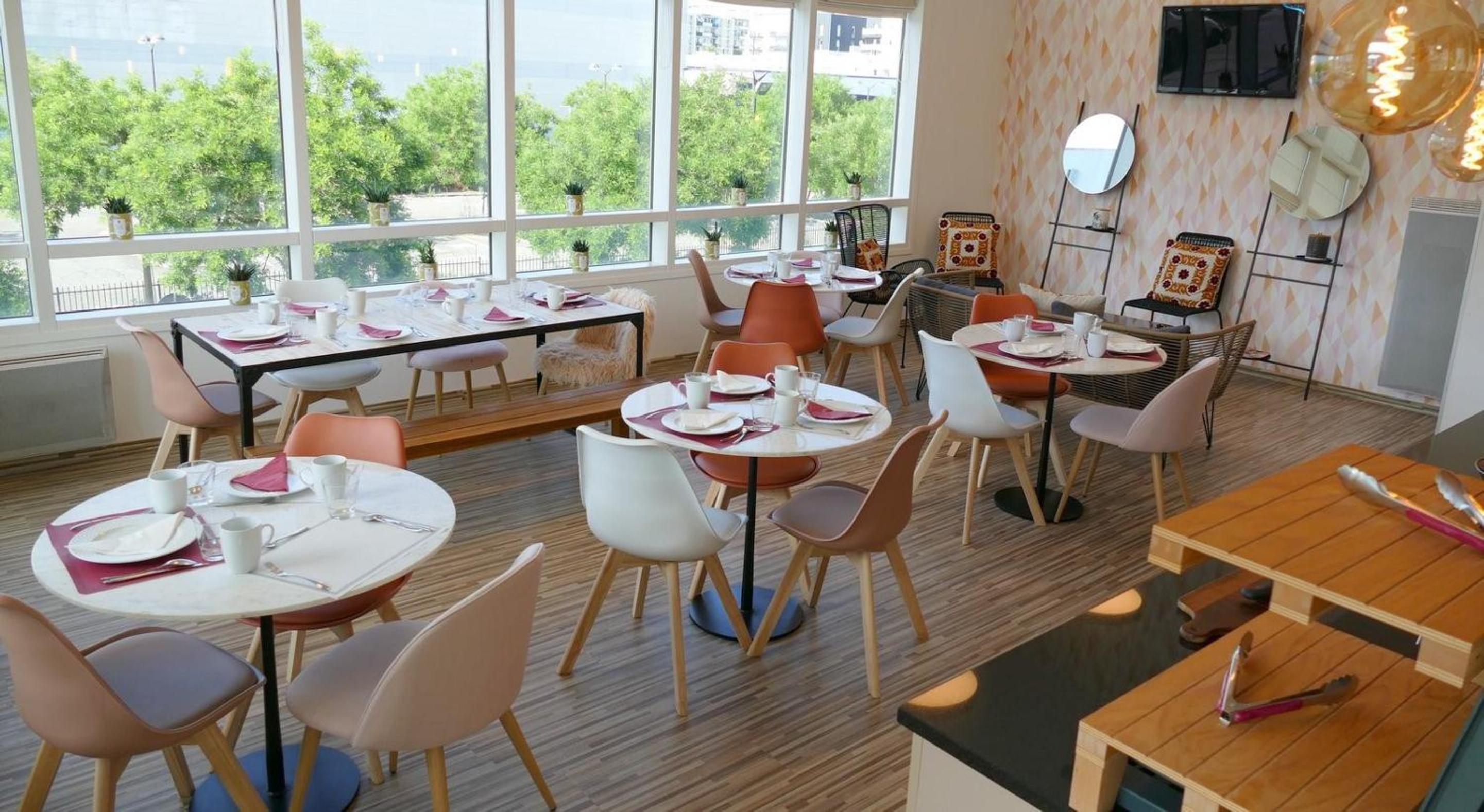 Studio (2 Adults) - Photo 6