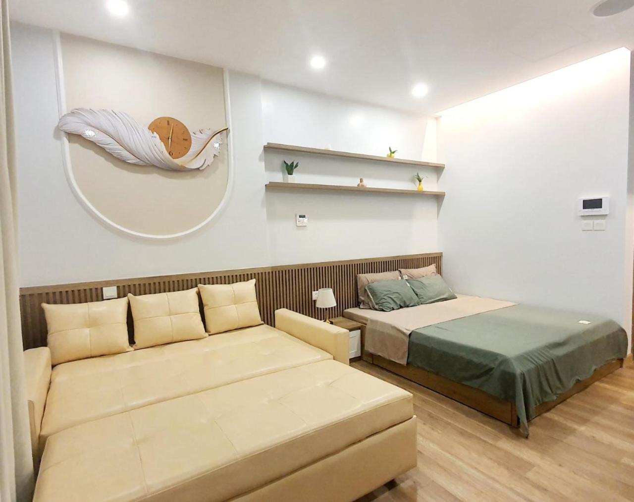 One-Bedroom Apartment photo 2