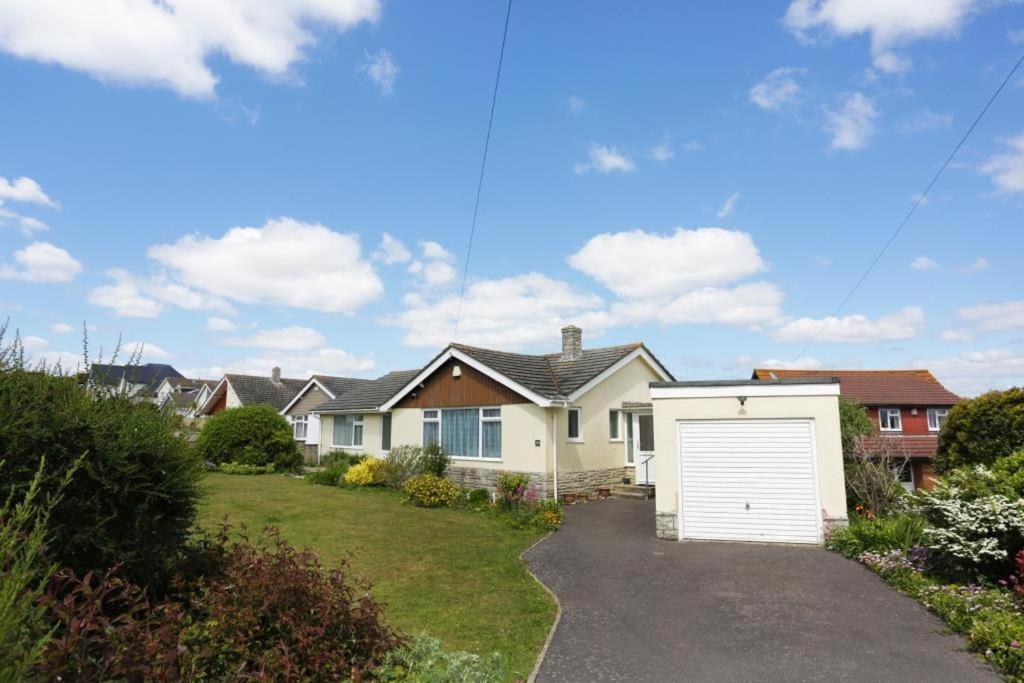 Bungalow photo 3