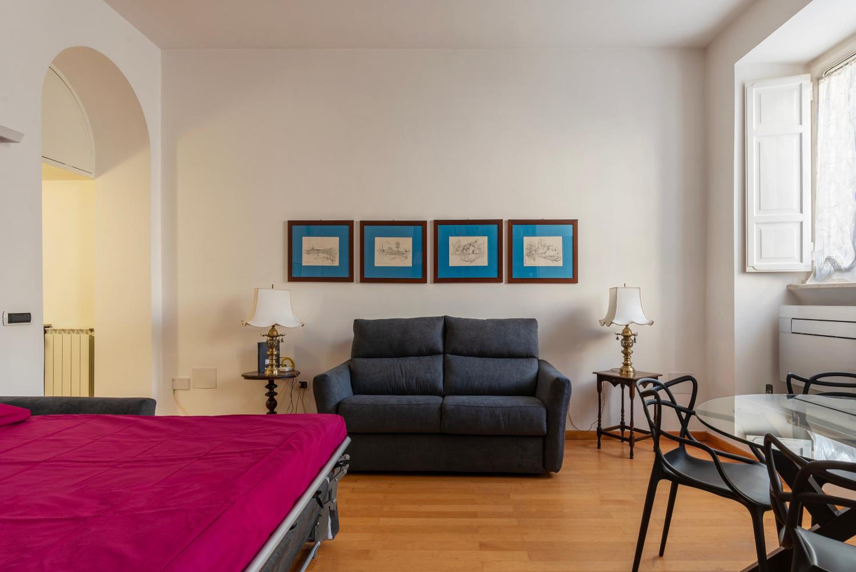 One-Bedroom Apartment
