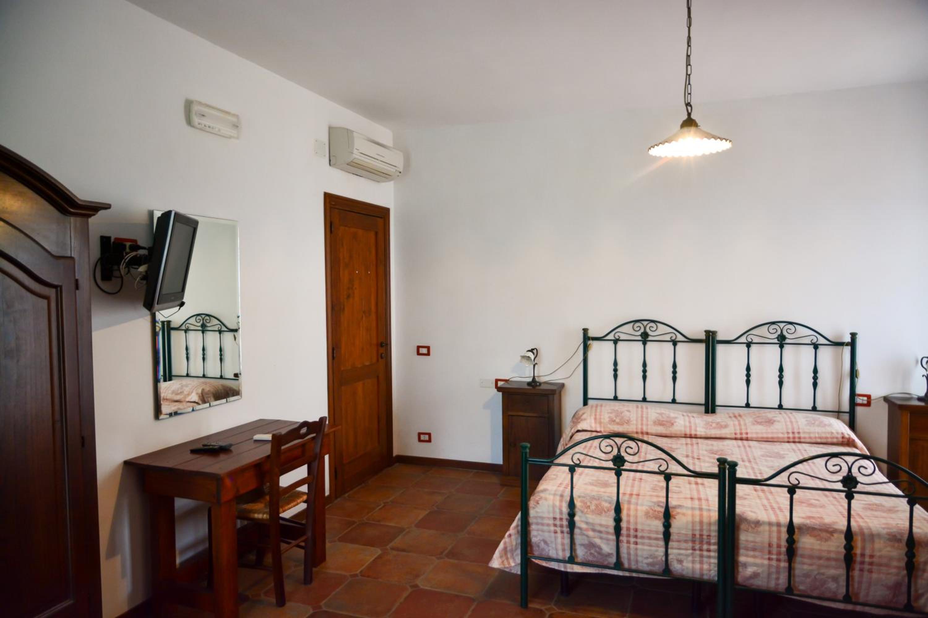 Quadruple Room photo 1