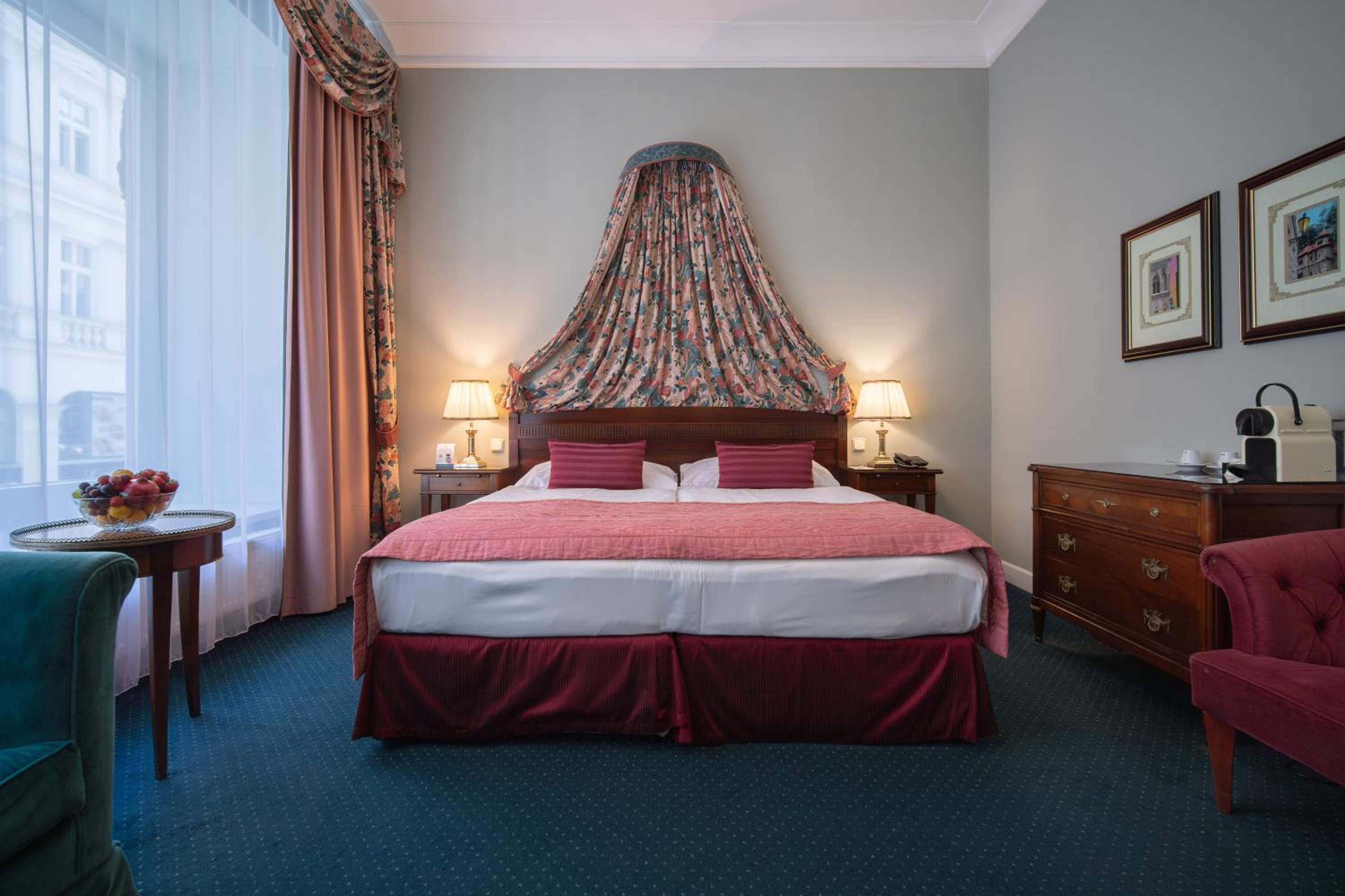 Available room