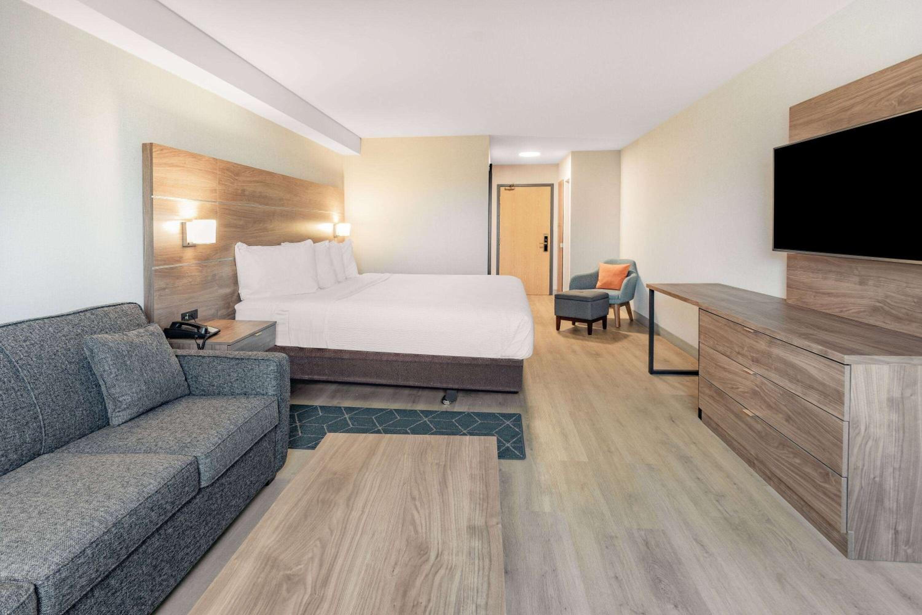 Business King Room - Non-Smoking - Photo 1