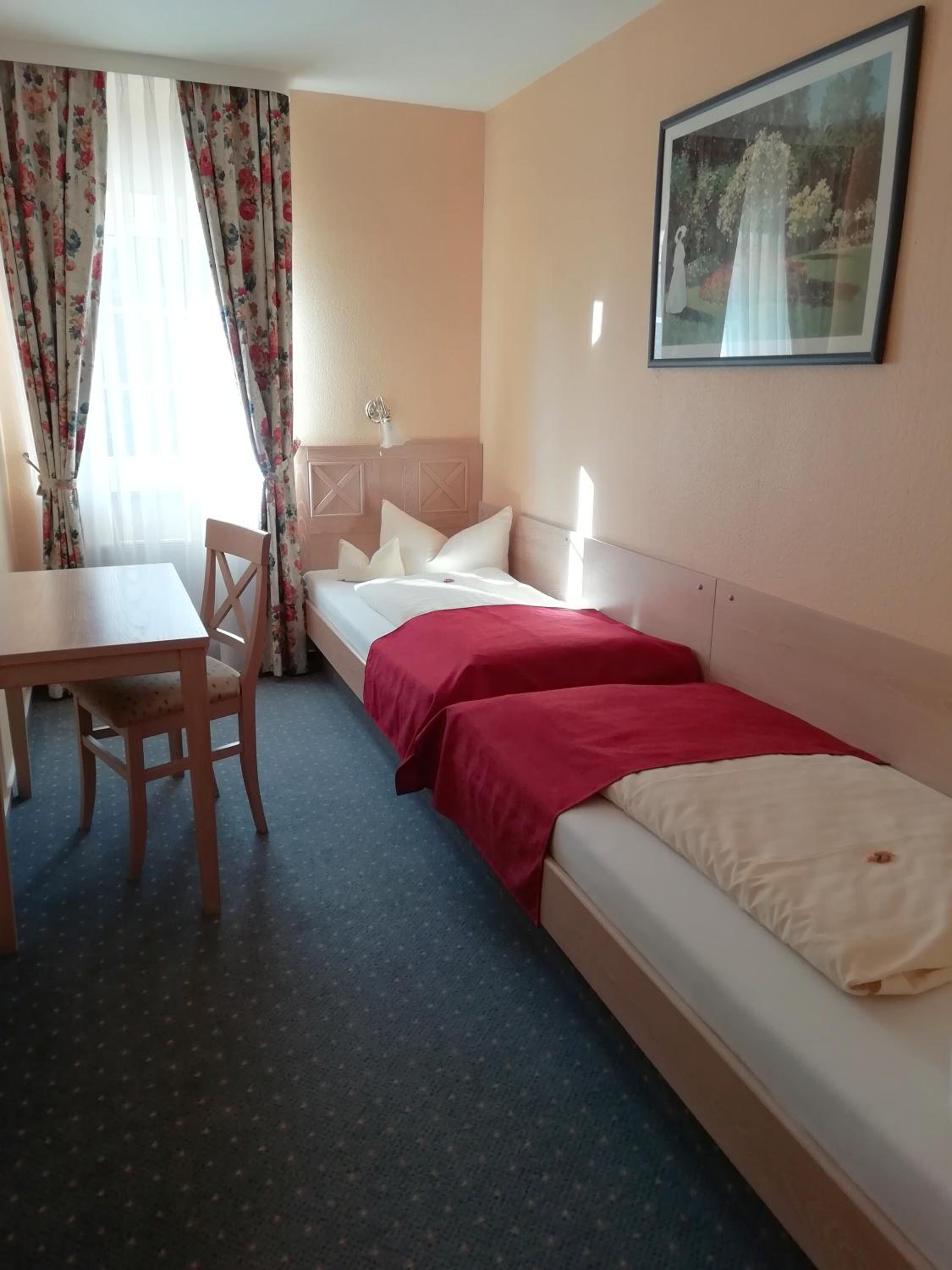Suite - Photo 5