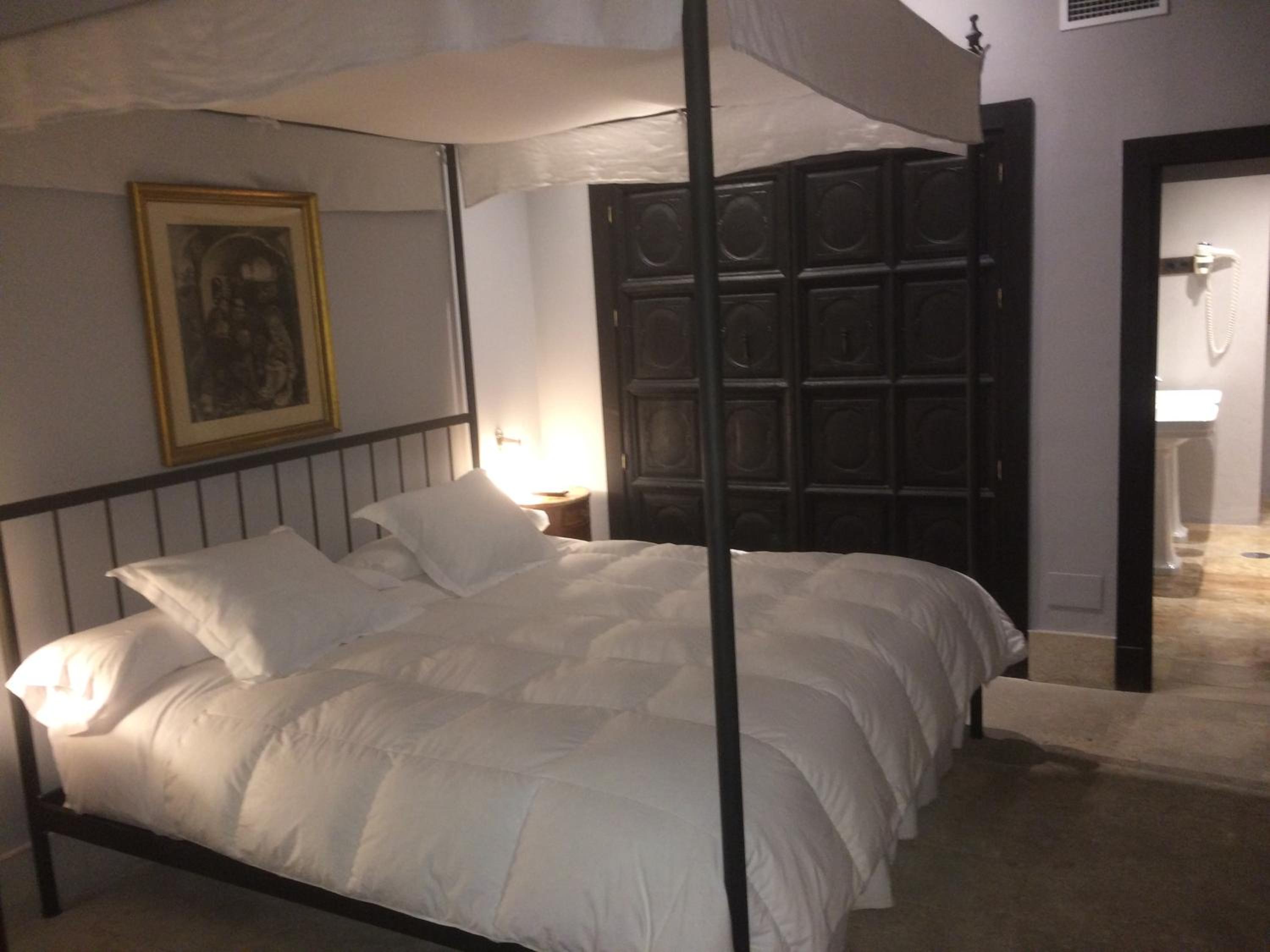 Deluxe Junior Suite - Photo 1