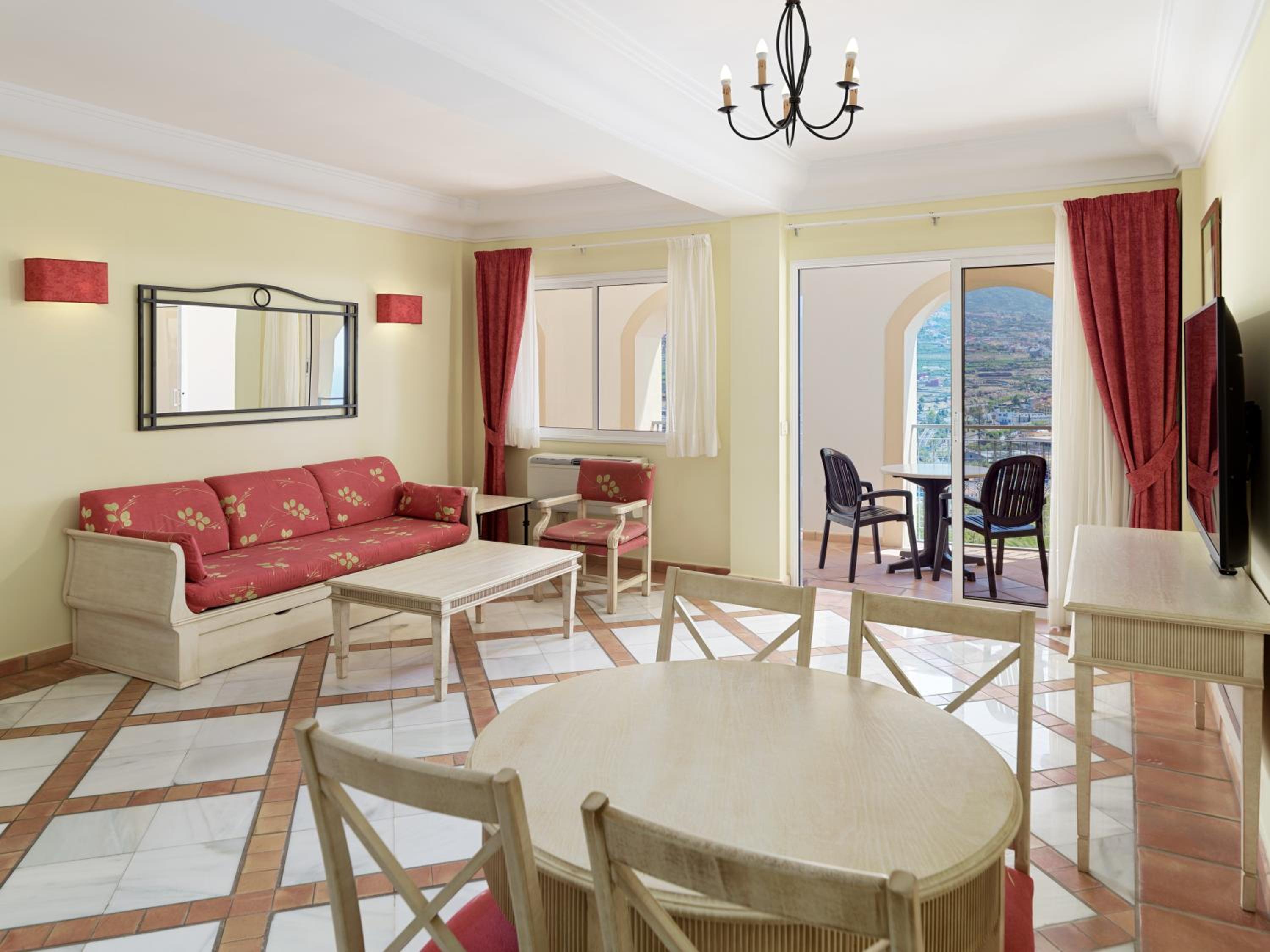 Suite with Mountain View
