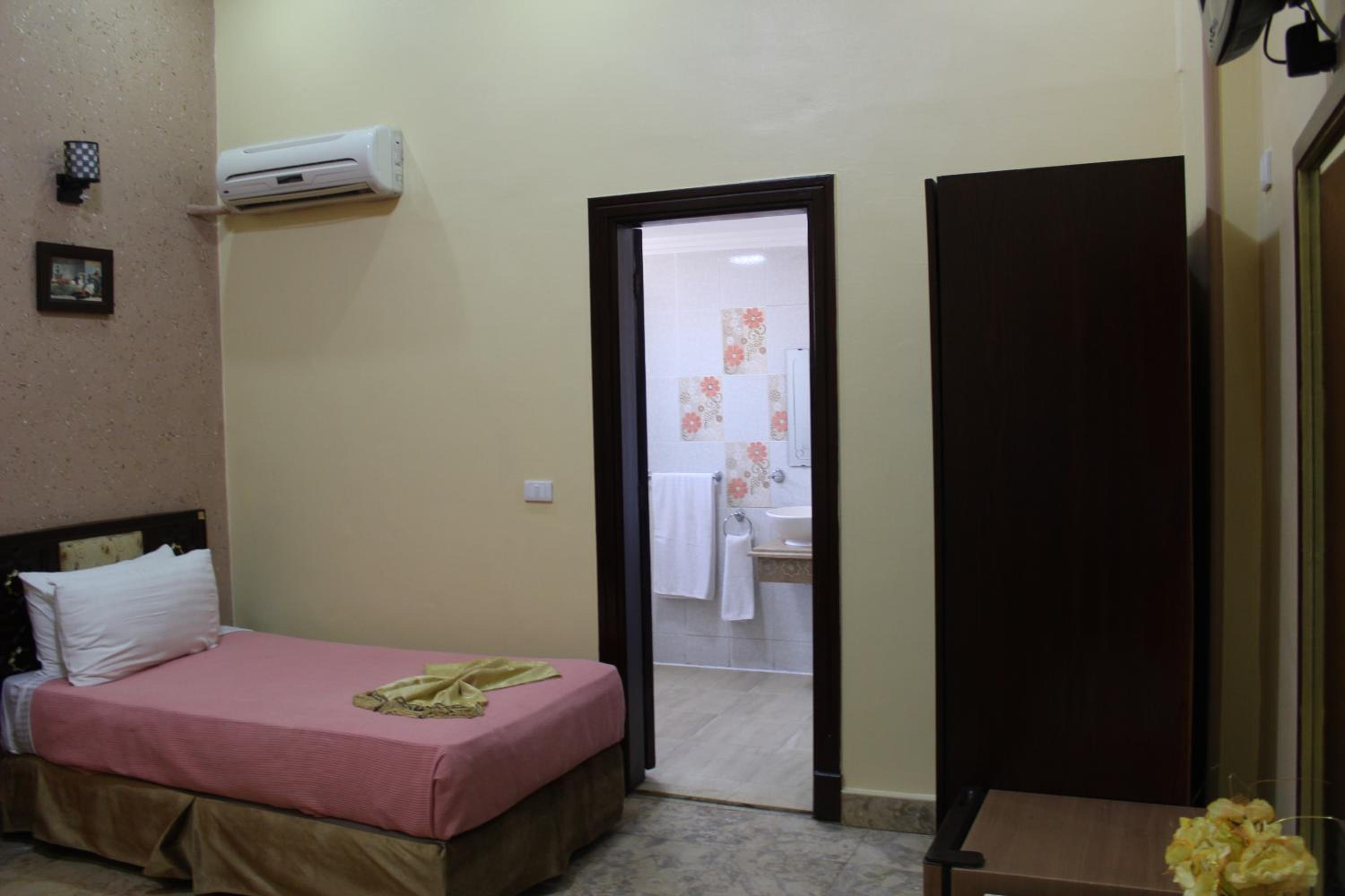 Single Room