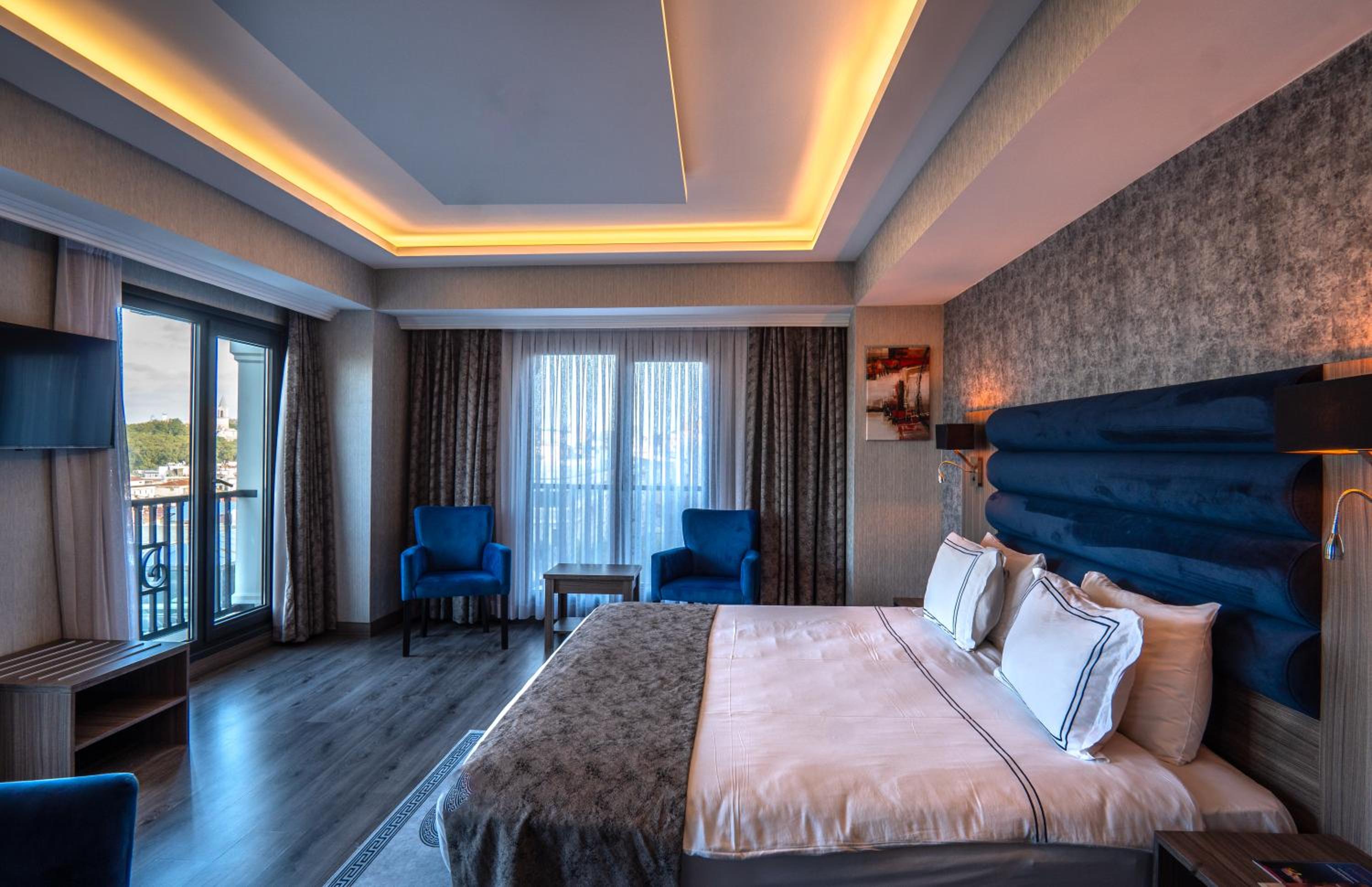 Junior Suite with Sea View photo 1