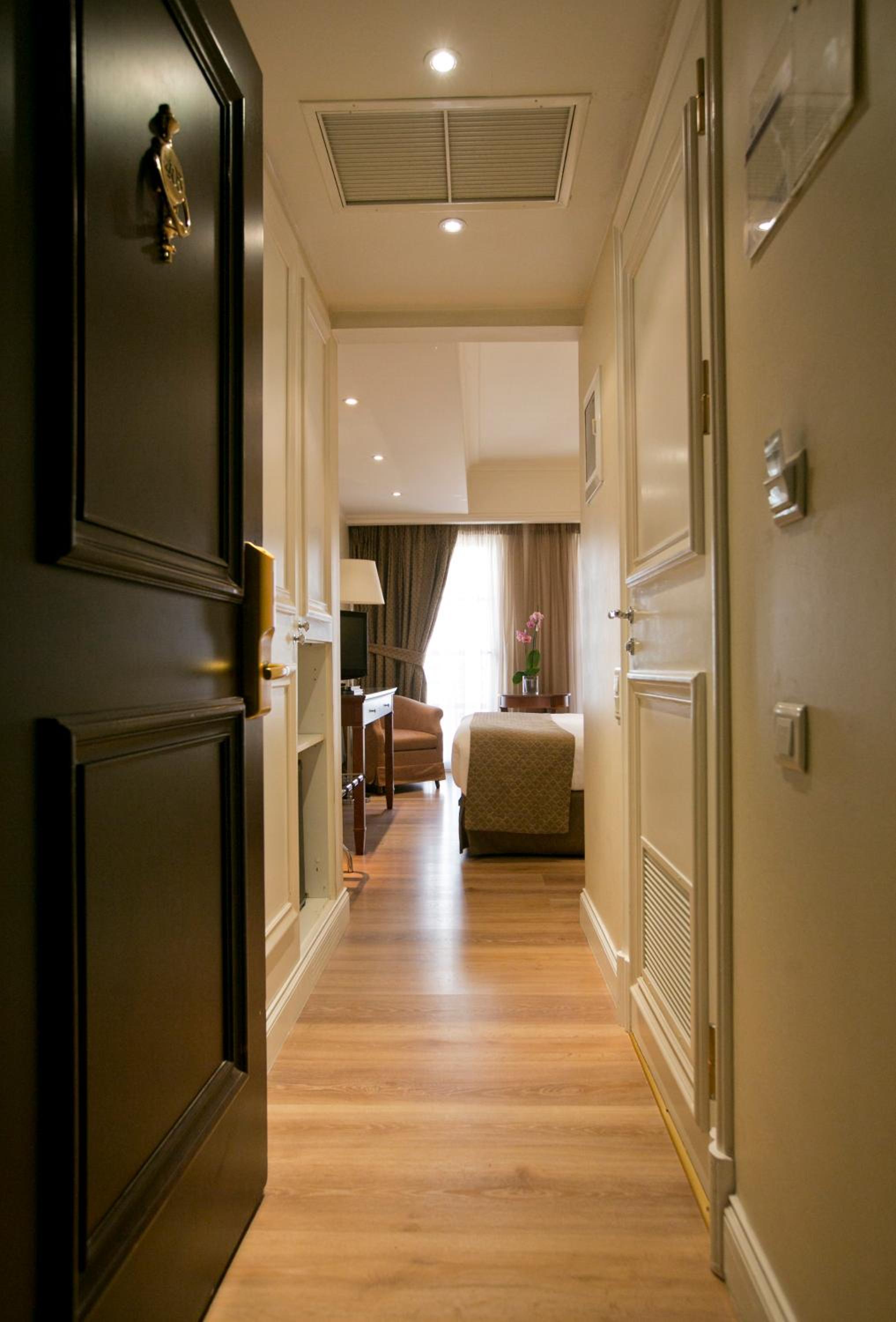 Standard Double/Twin Room photo 1
