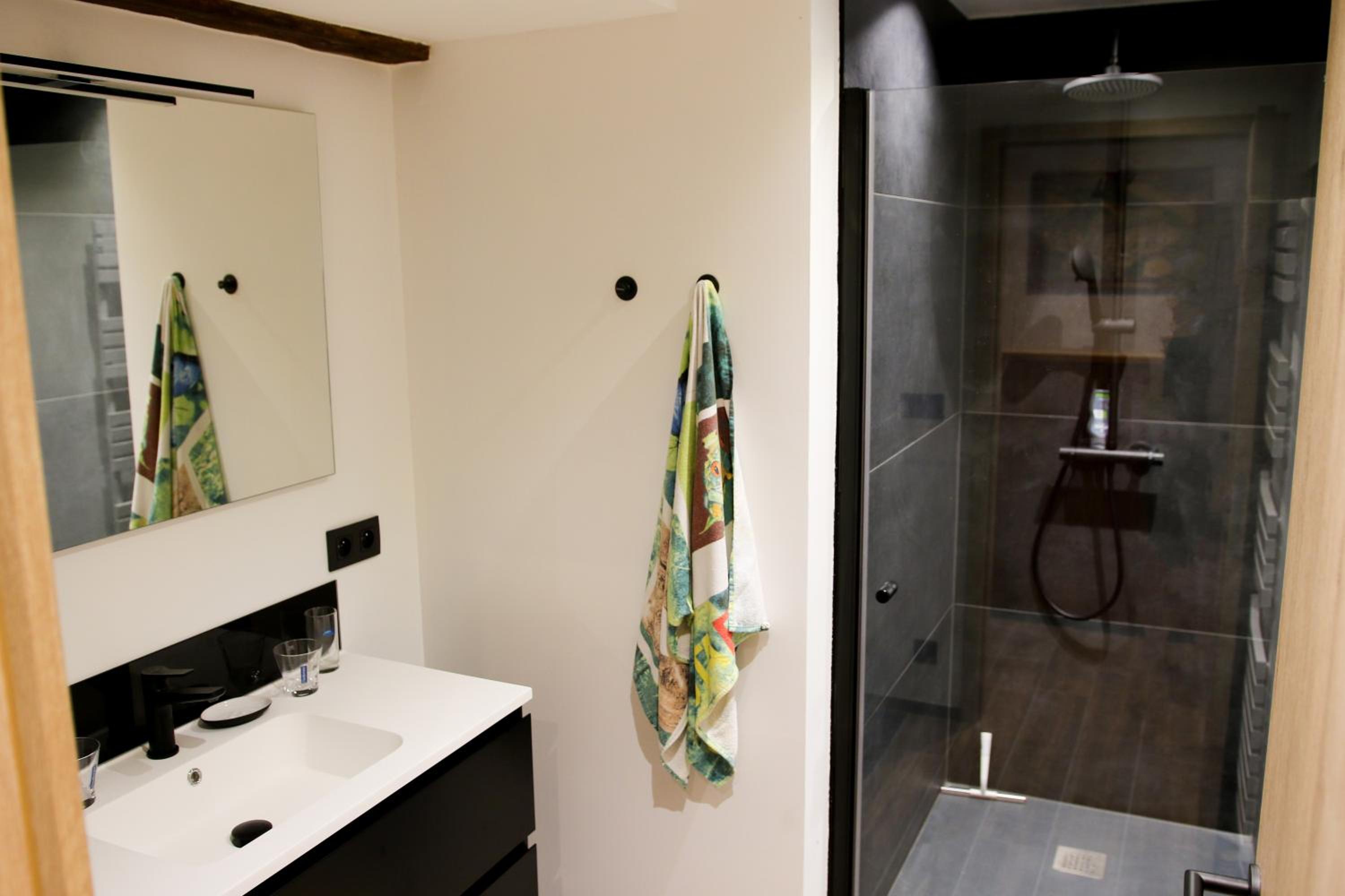 Two-Bedroom House photo 2