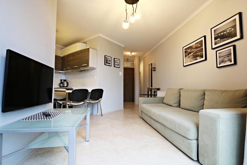 One-Bedroom Apartment with Balcony