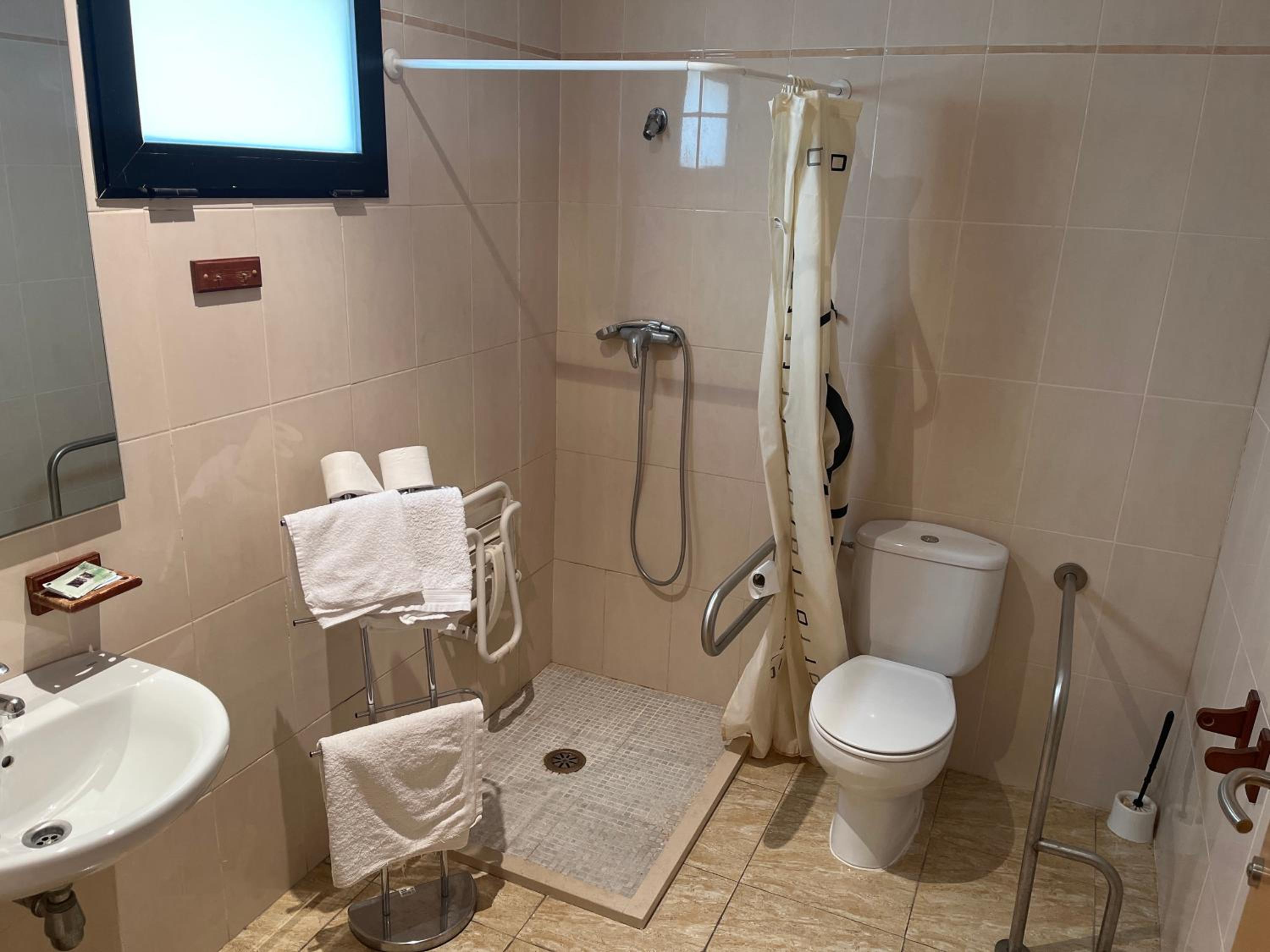 Single Room with Private Bathroom