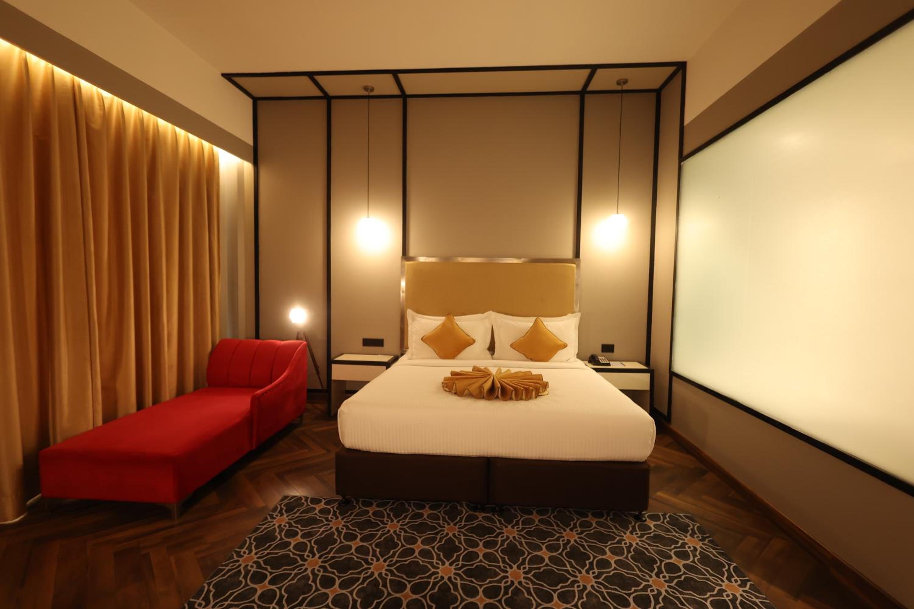 Executive Room : 20% off on session of 90 mins Spa || 15% off on F&S.B with a-la-carte selection || Complimentary welcome drinks on arrival Executive Room : 20% off on session of 90 mins Spa || 15% off on F&S.B with a-la-carte selection || Complimentary welcome drinks on arrival