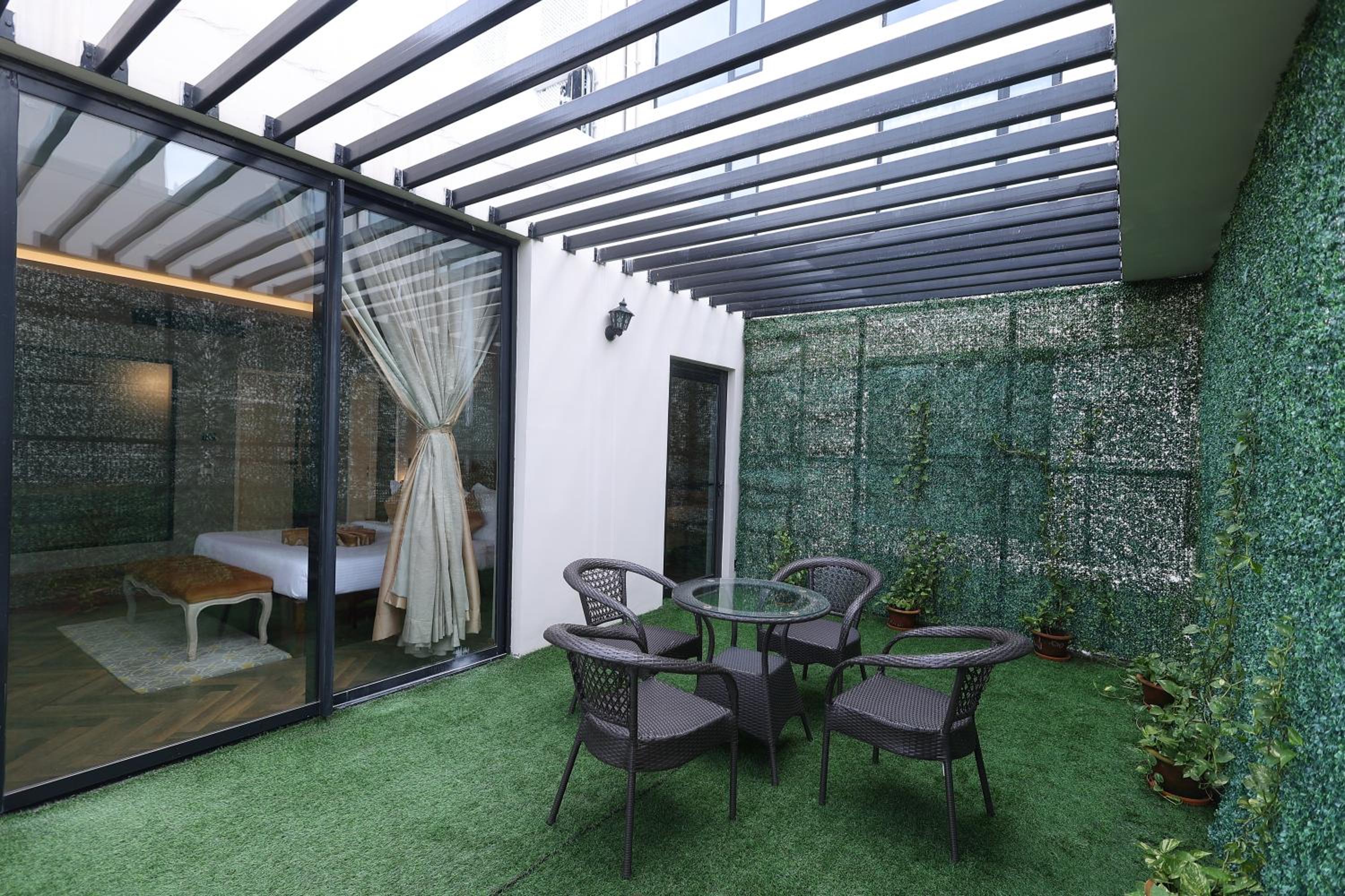 Polo Suite : 20% off on session of 90 mins Spa || 15% off on F&S.B with a-la-carte selection || Complimentary welcome drinks on arrival Polo Suite : 20% off on session of 90 mins Spa || 15% off on F&S.B with a-la-carte selection || Complimentary welcome drinks on arrival