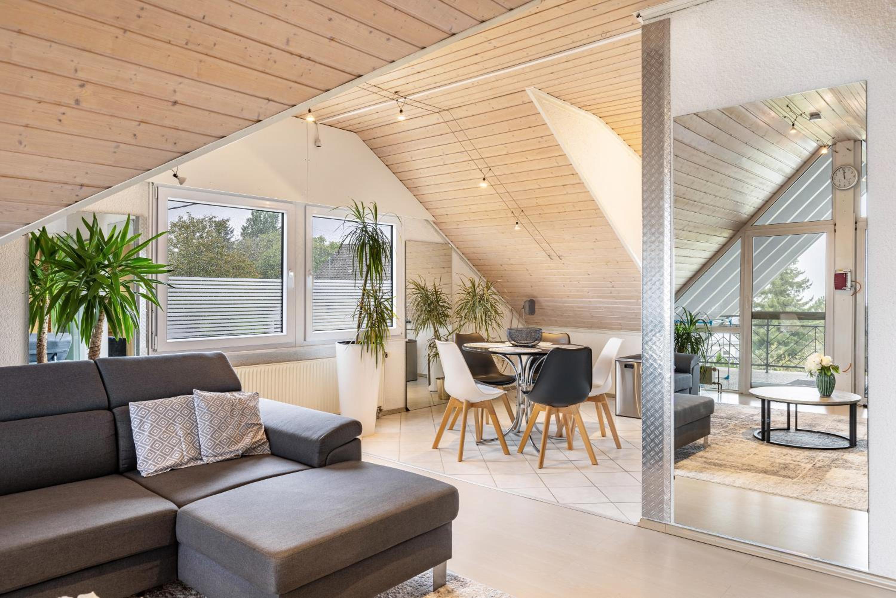 Two-Bedroom Deluxe Apartment with Garden View photo 1