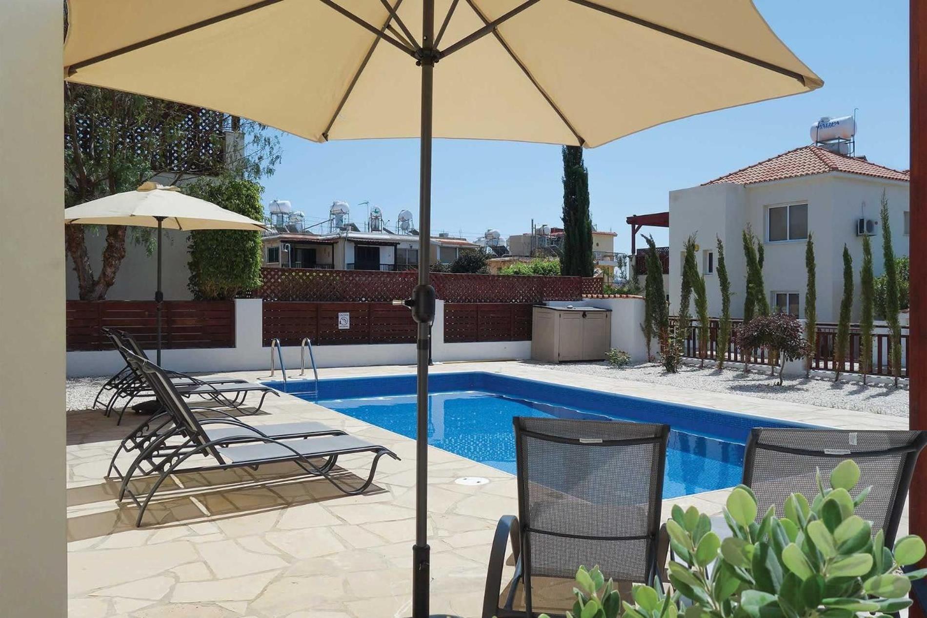 Three-Bedroom Villa photo 2
