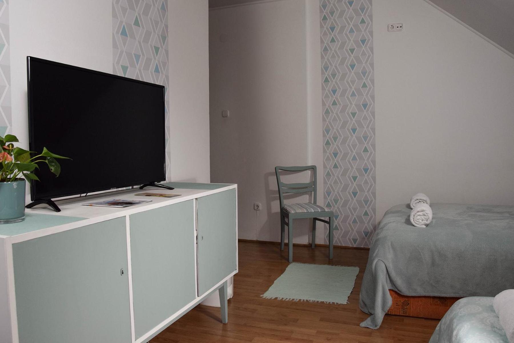 Large Double or Twin Room photo 3