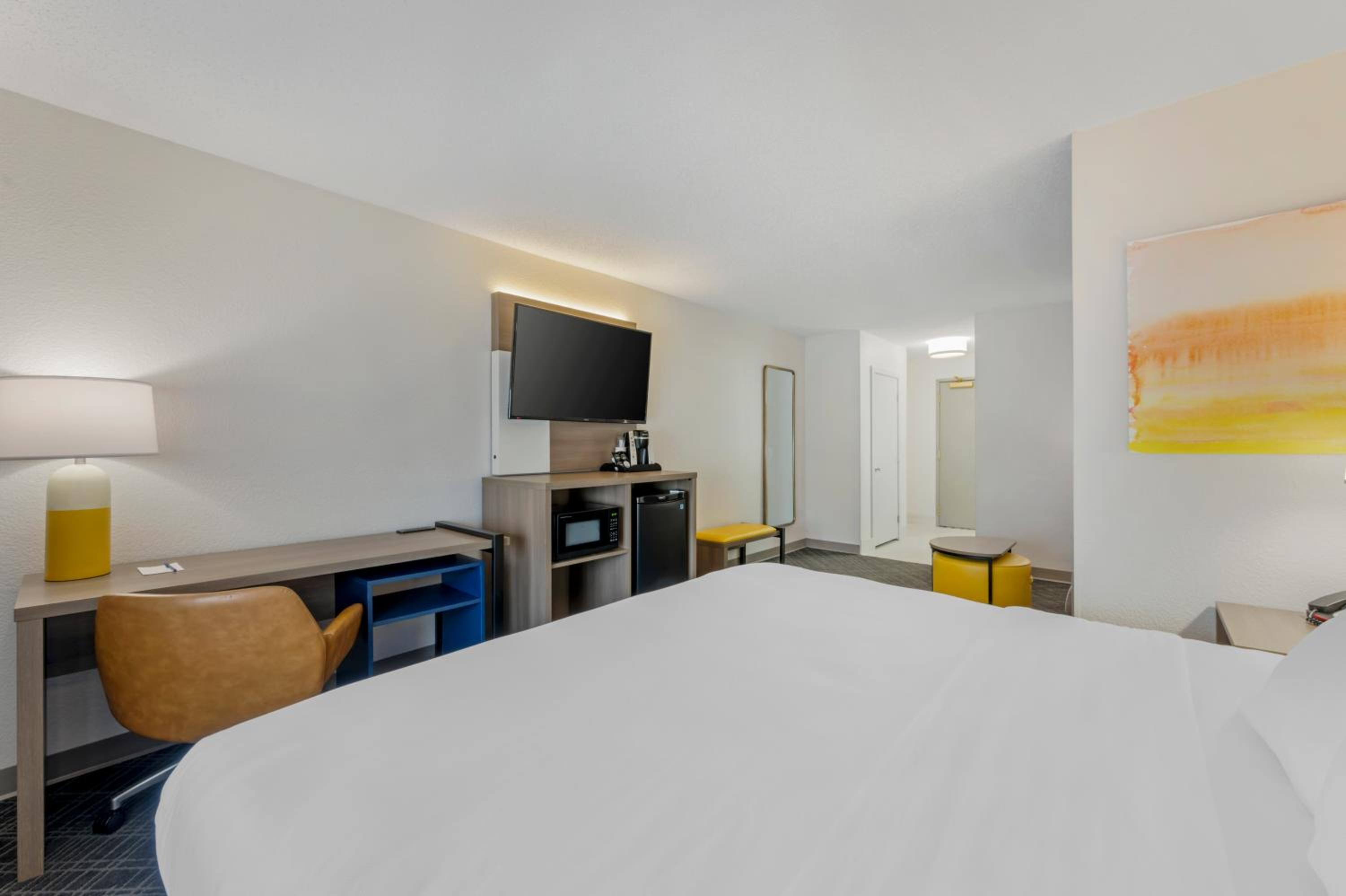 King Suite - Photo 2