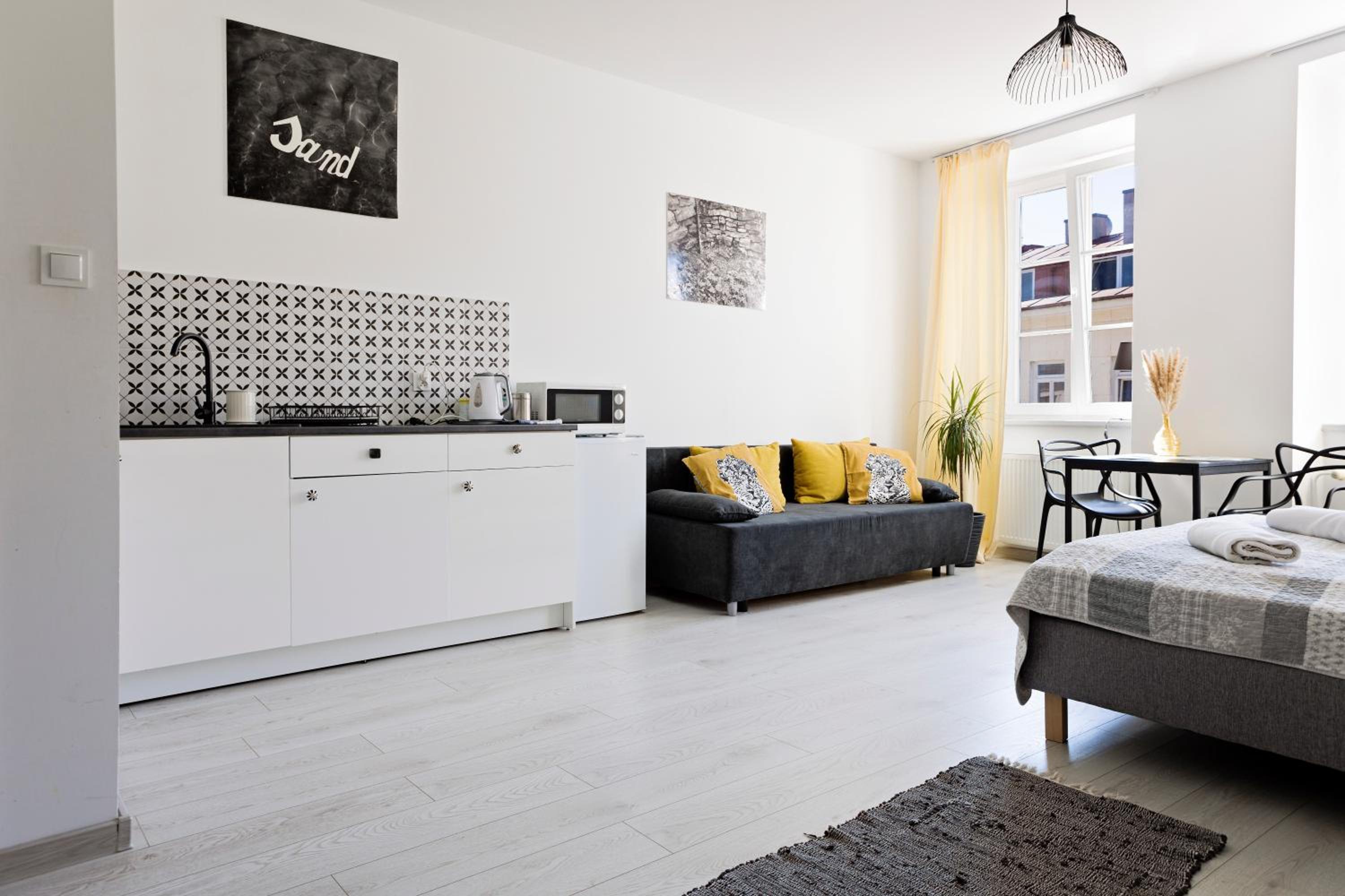 King Studio with Sofa Bed - Photo 2