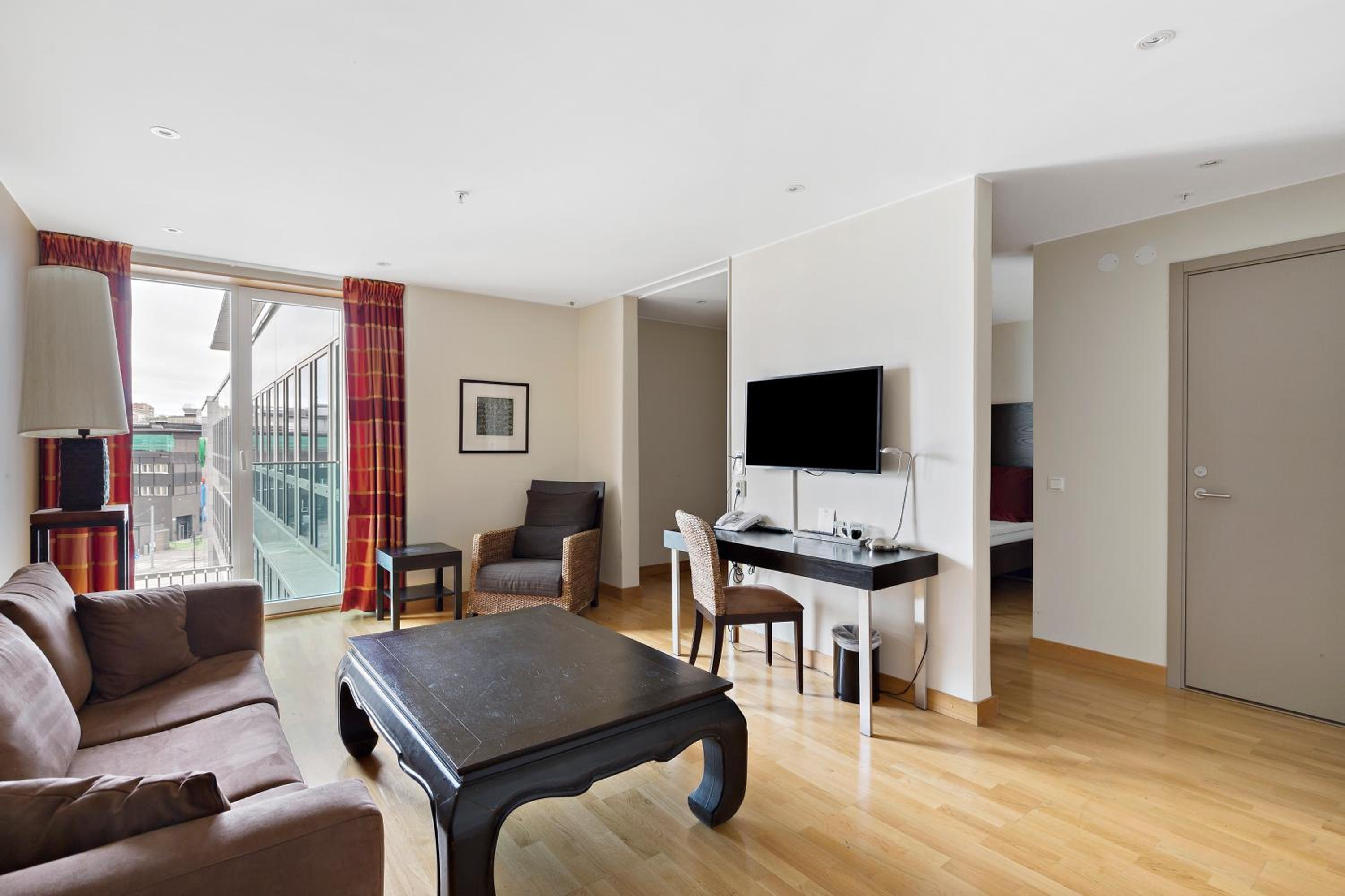 Deluxe Double Room with Sofa Bed photo 3