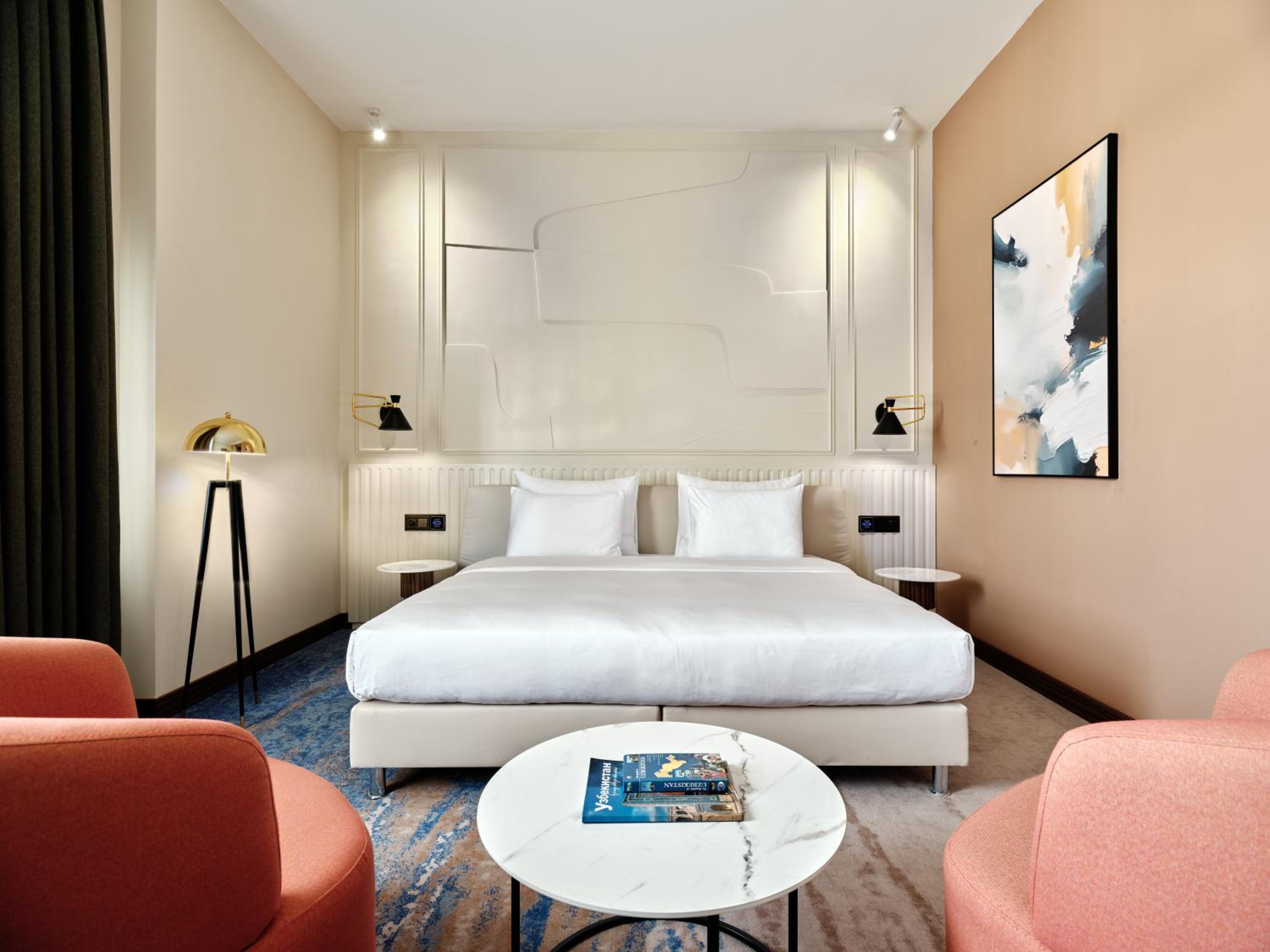 Standard King Room - Photo 1
