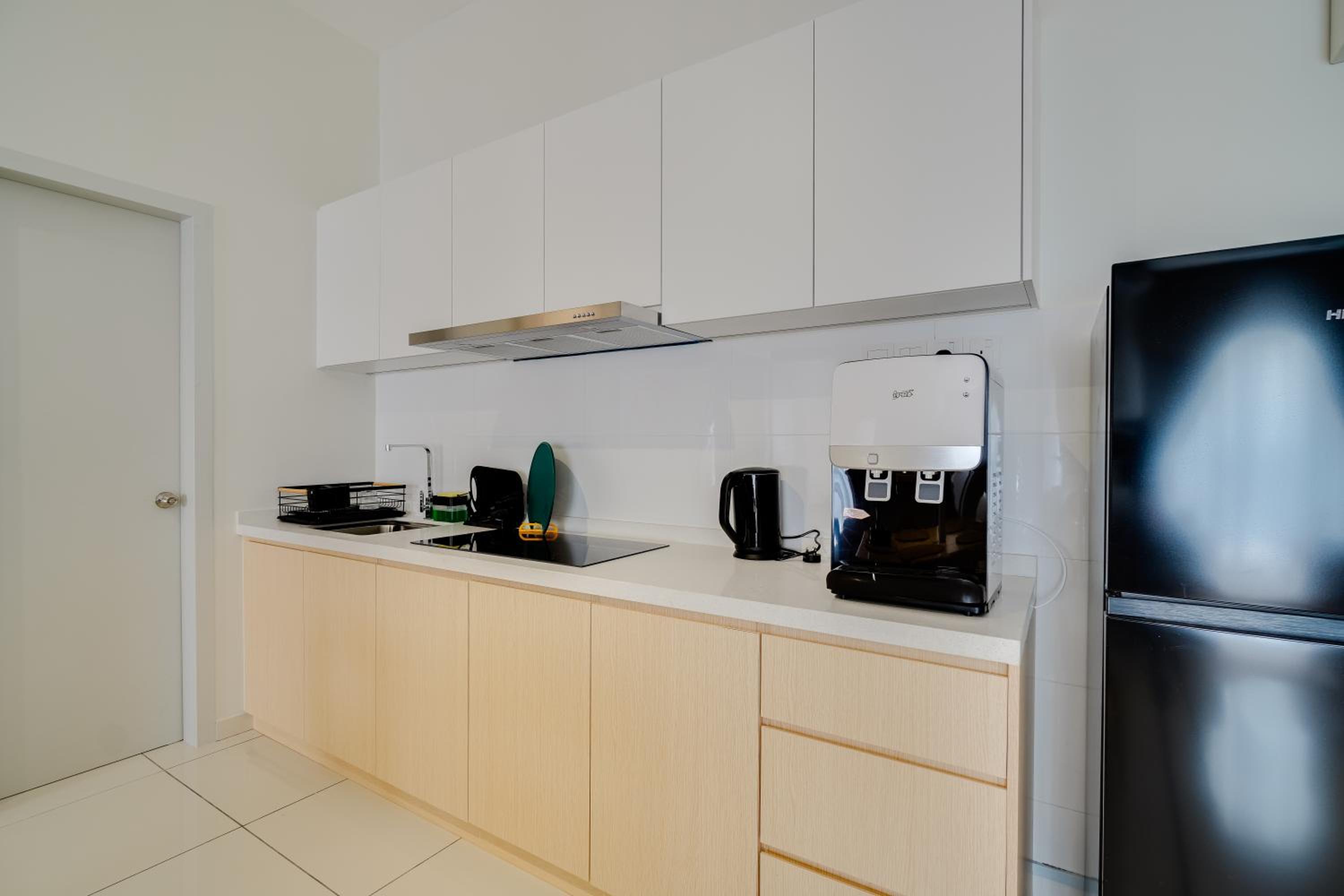 Three-Bedroom Apartment - Photo 7
