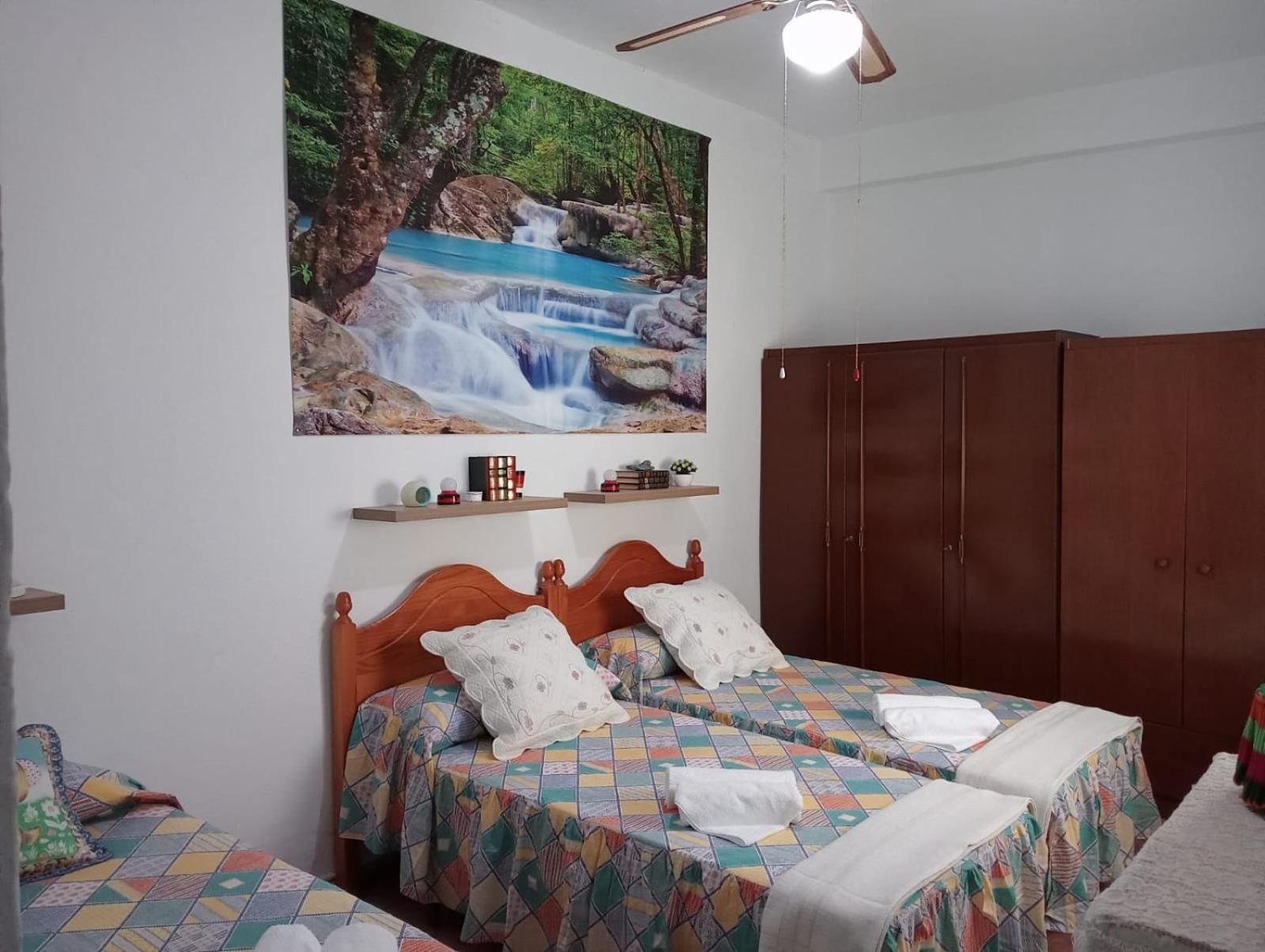 Casa de cuatro habitaciones